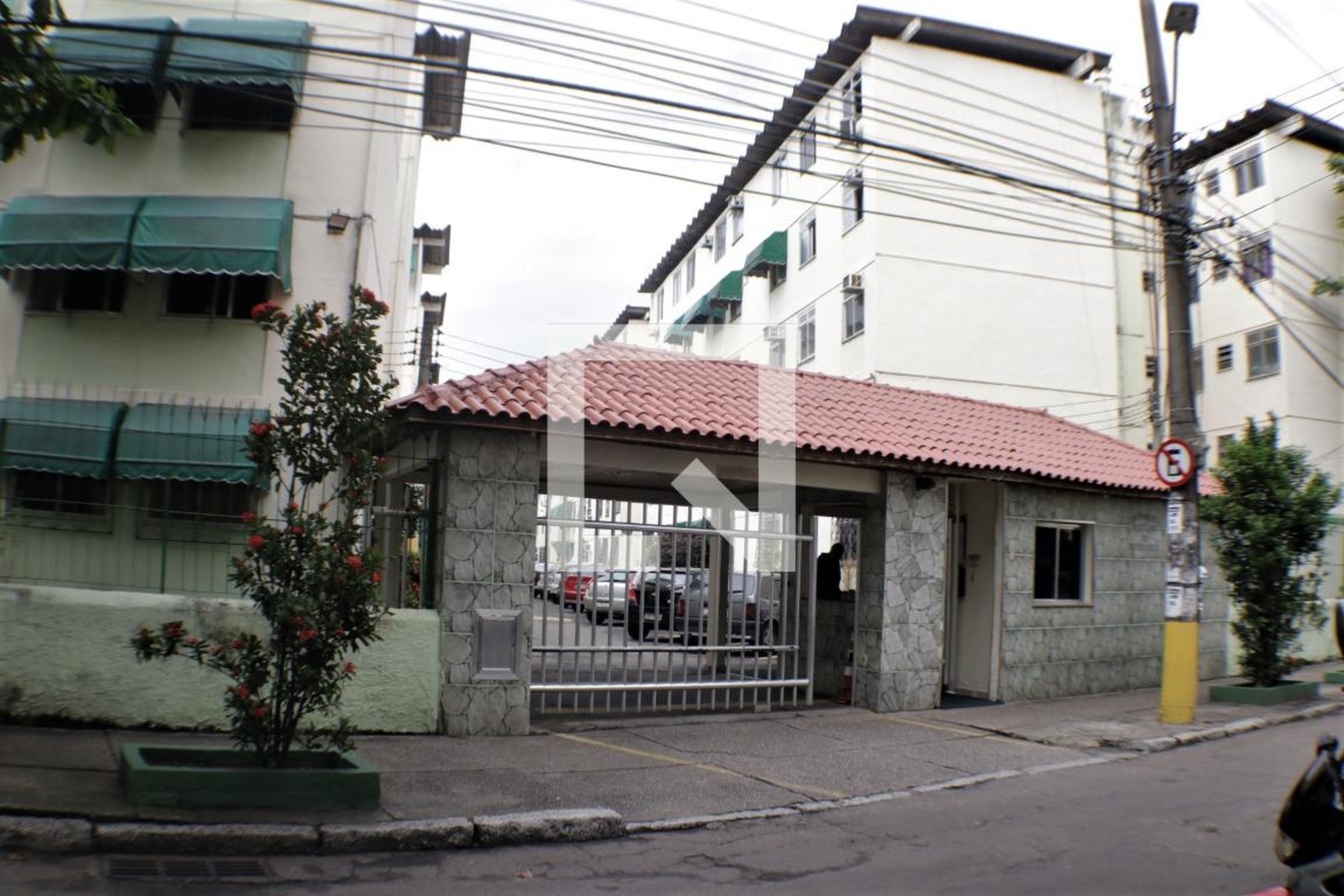 Fachada do Condomínio Condomínio Alexandre Travassos dos Ssantos