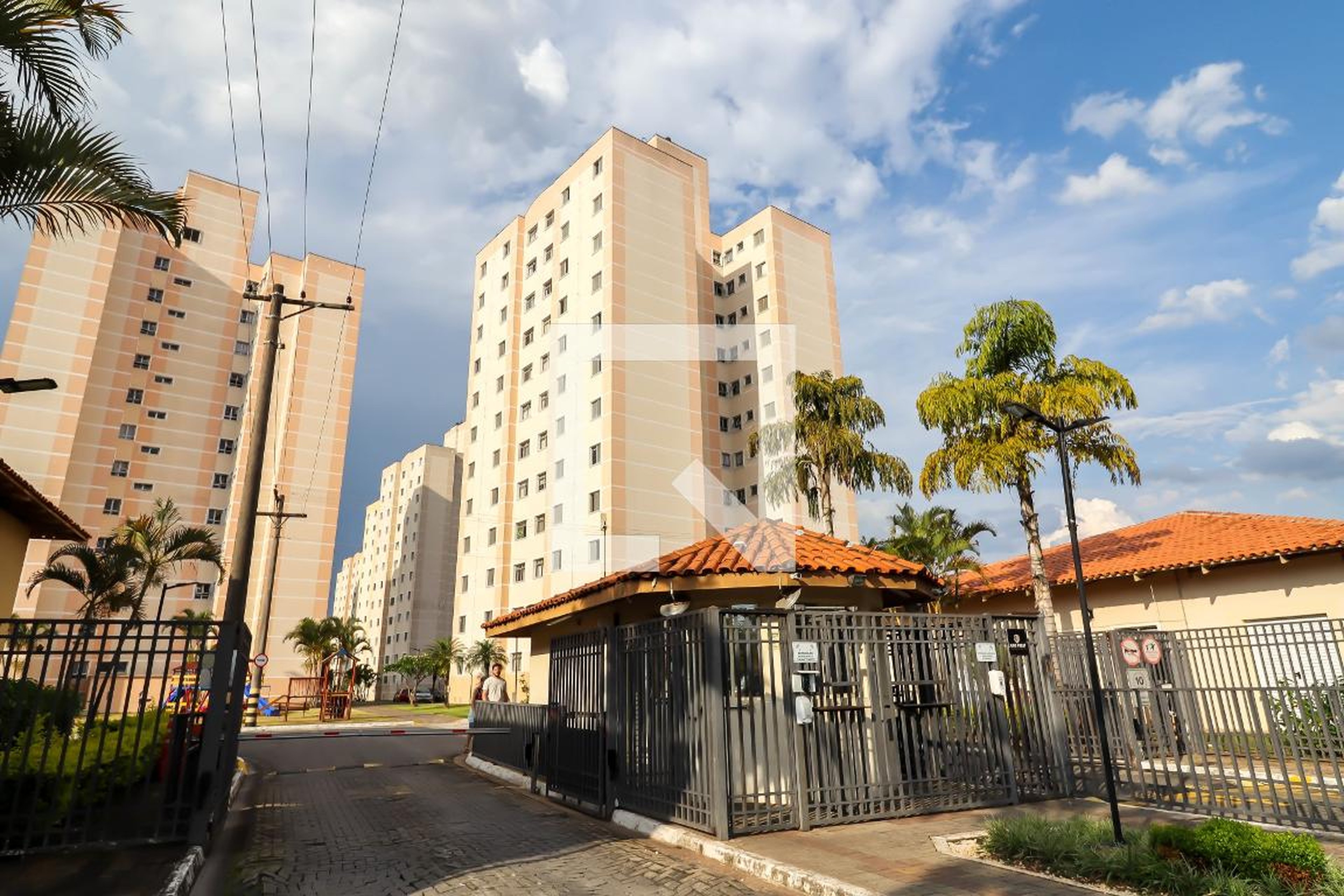 Fachada do Prédio Condomínio PORTAL DAS PALMEIRAS