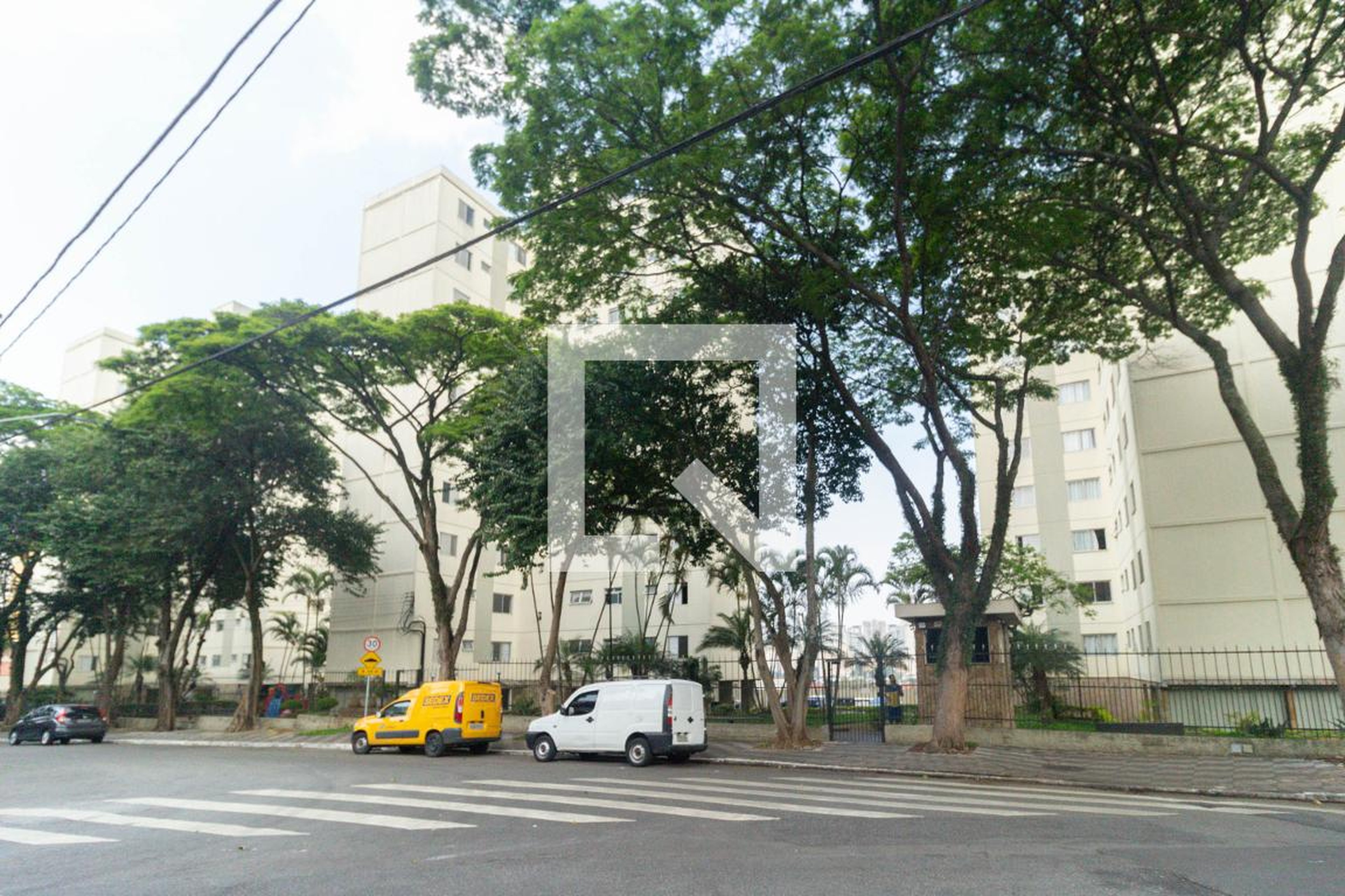 Fachada do condomínio Condomínio Vila Monumento