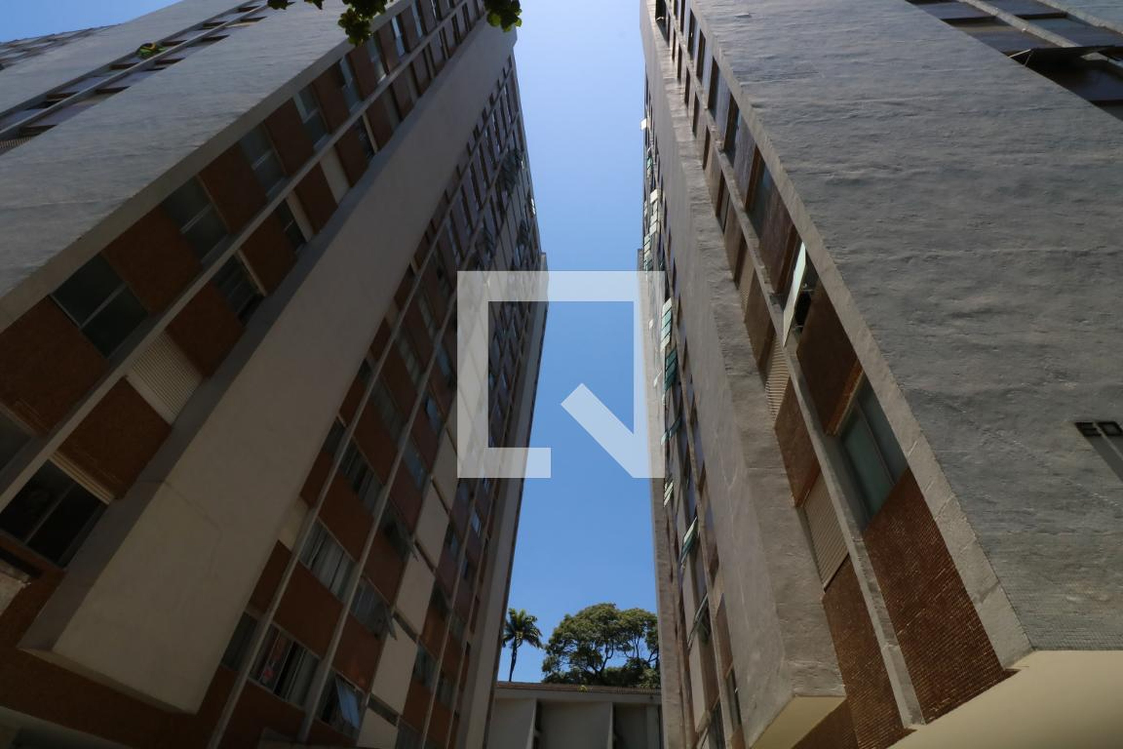 Fachada do Predio Condomínio Elza de Britoedifício Rubens