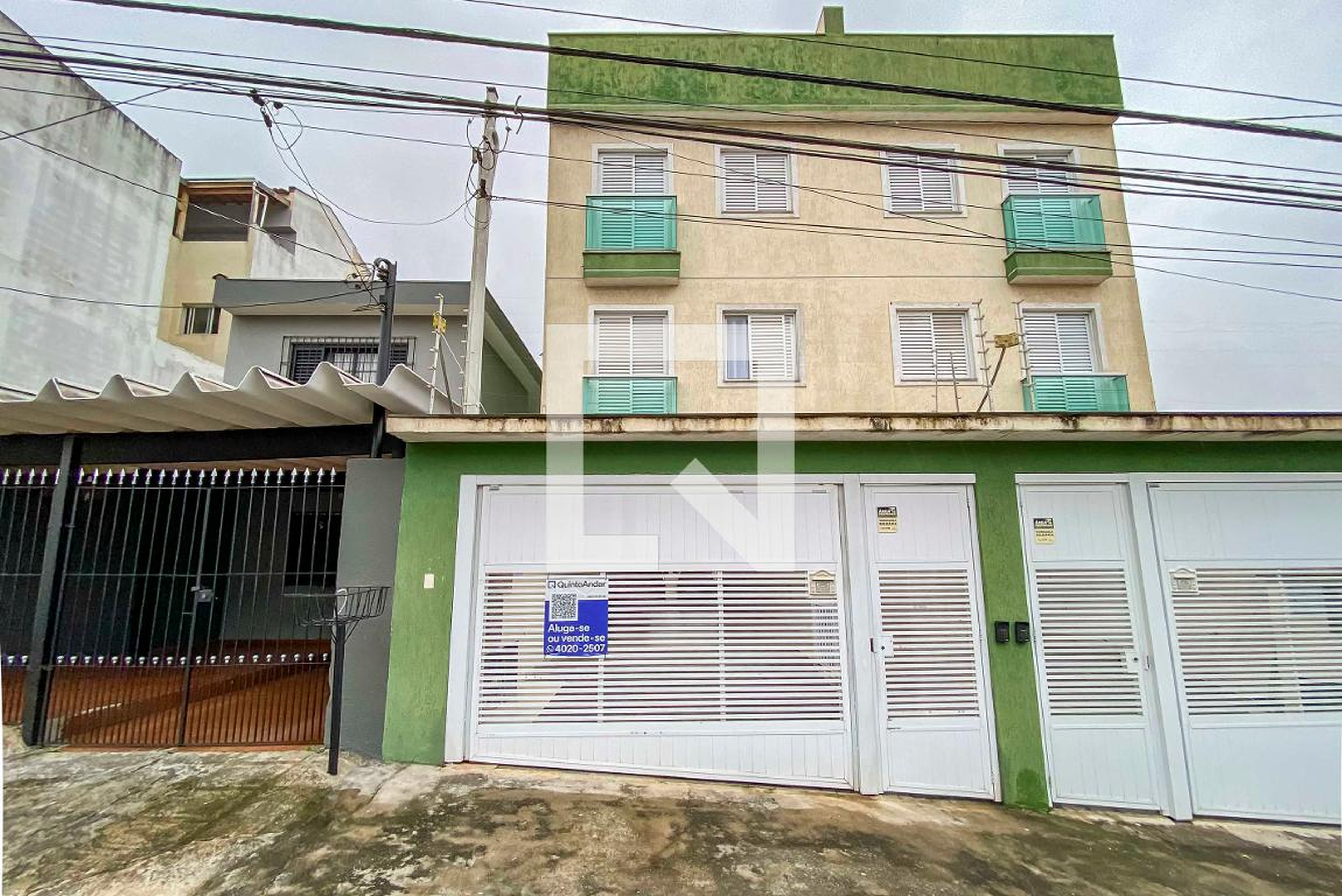 Fachada Condomínio em Rua Natividade, 65