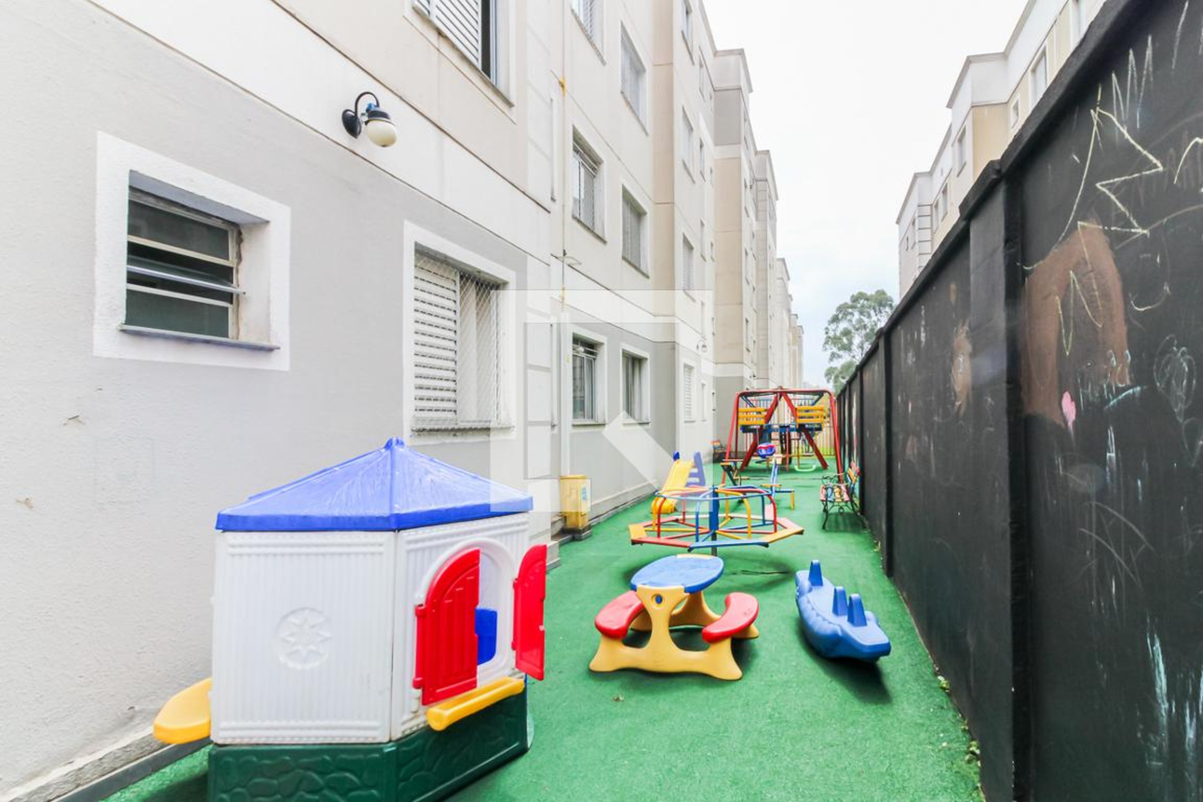 Playground - RESIDENCIAL PARQUE SAN BASILE