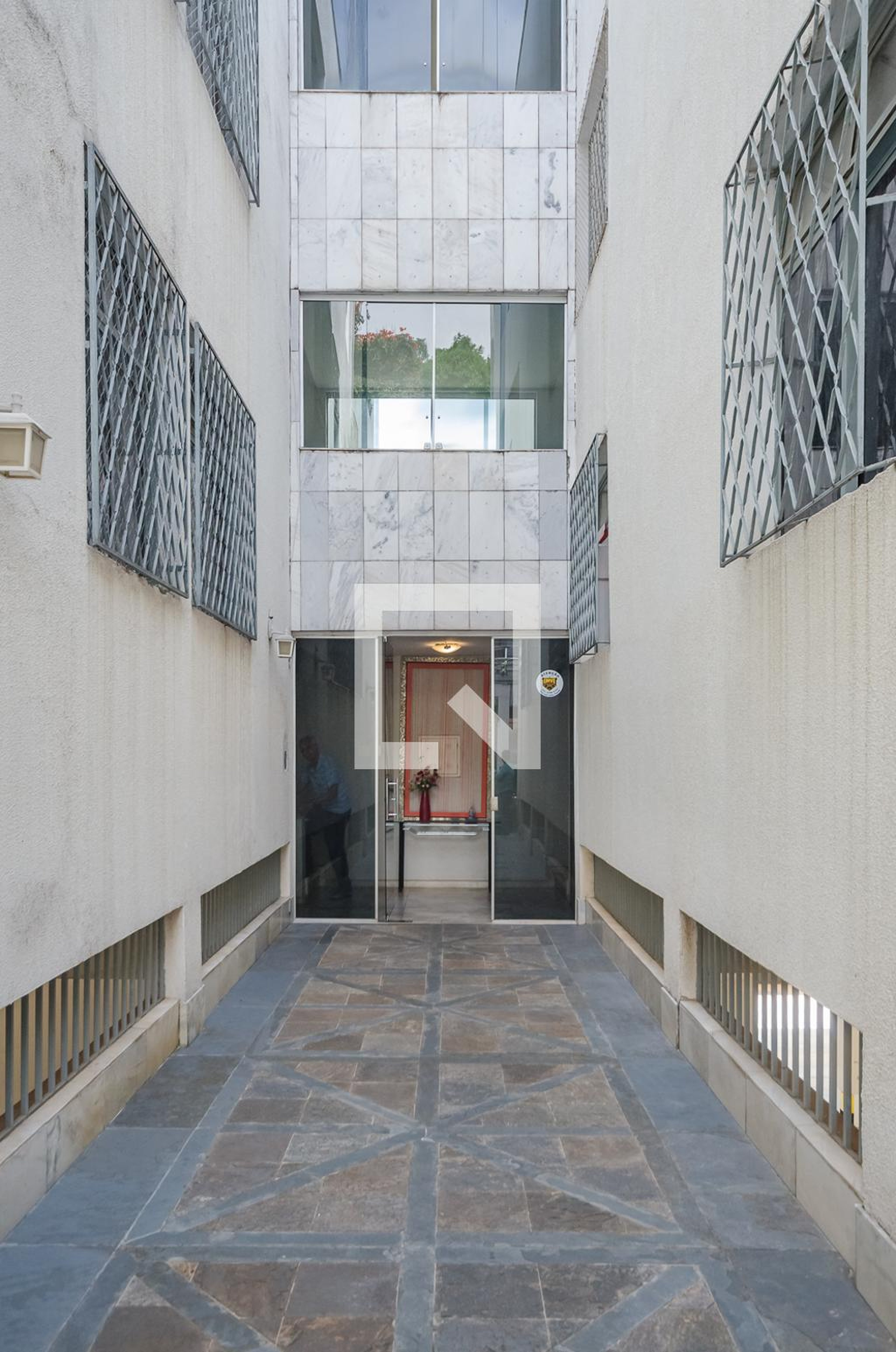 Entrada - Edifício Tatiana