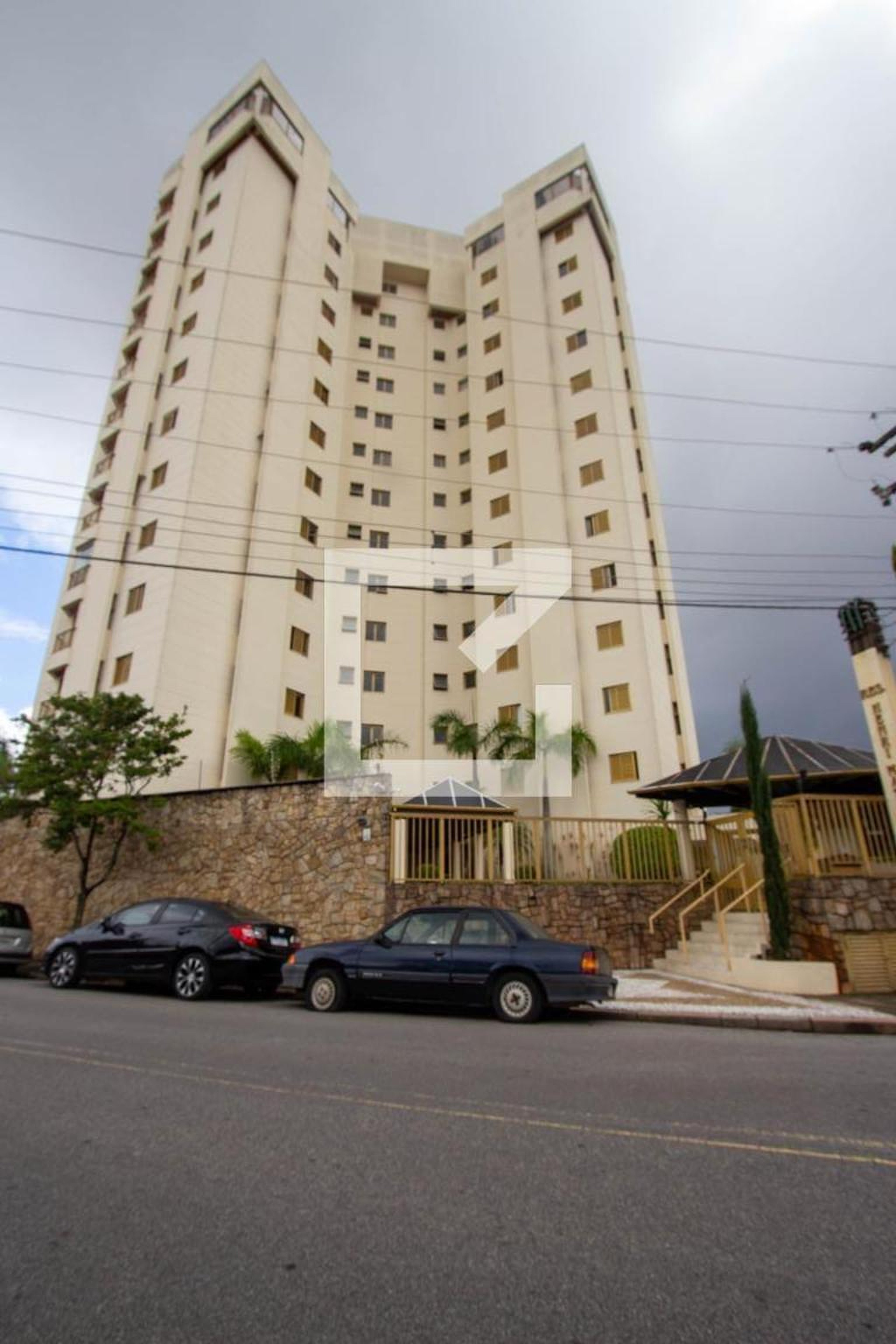 Fachada do Prédio Condomínio HENRI MATISSE