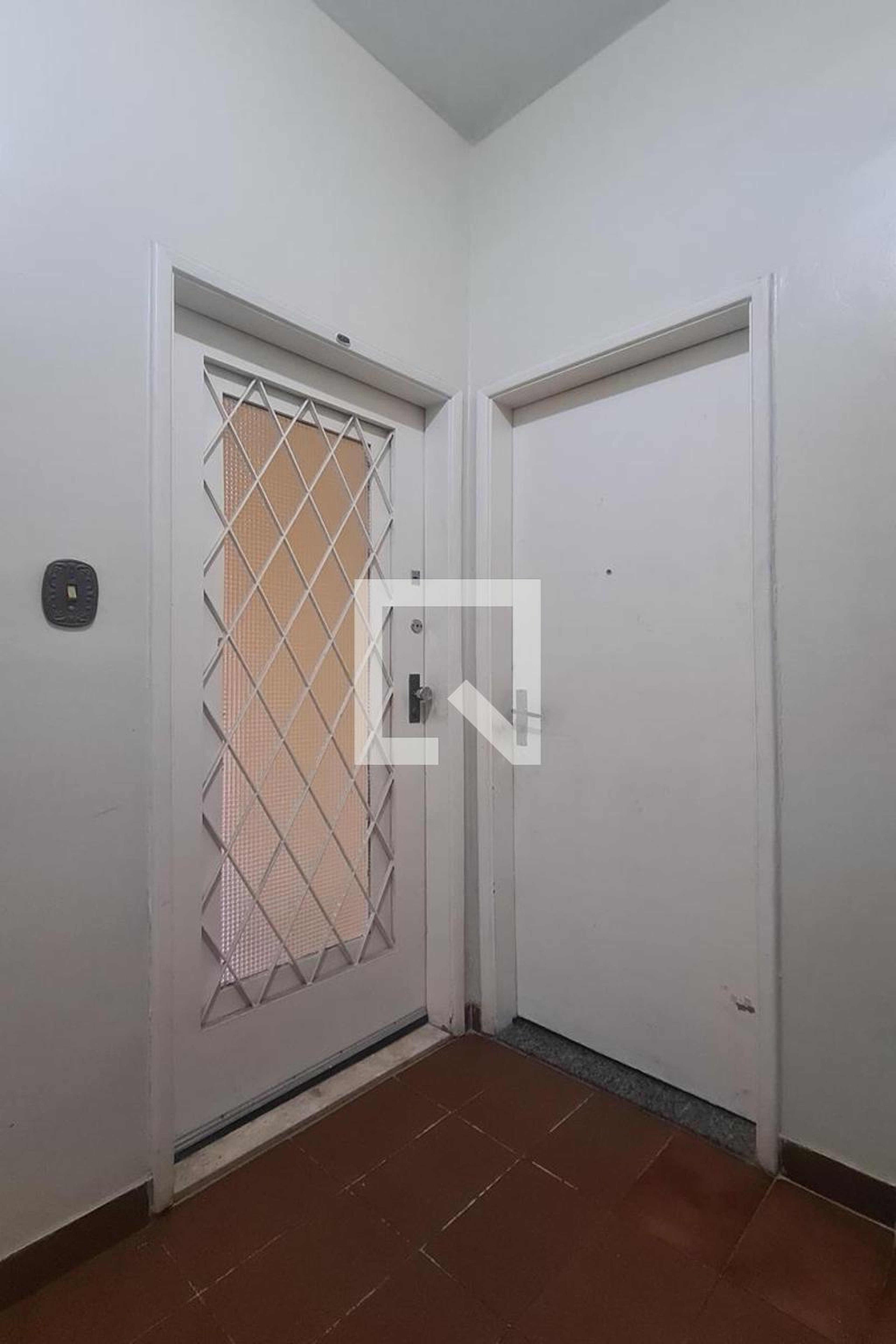 Entrada - Edifício Bernardo Scolnick