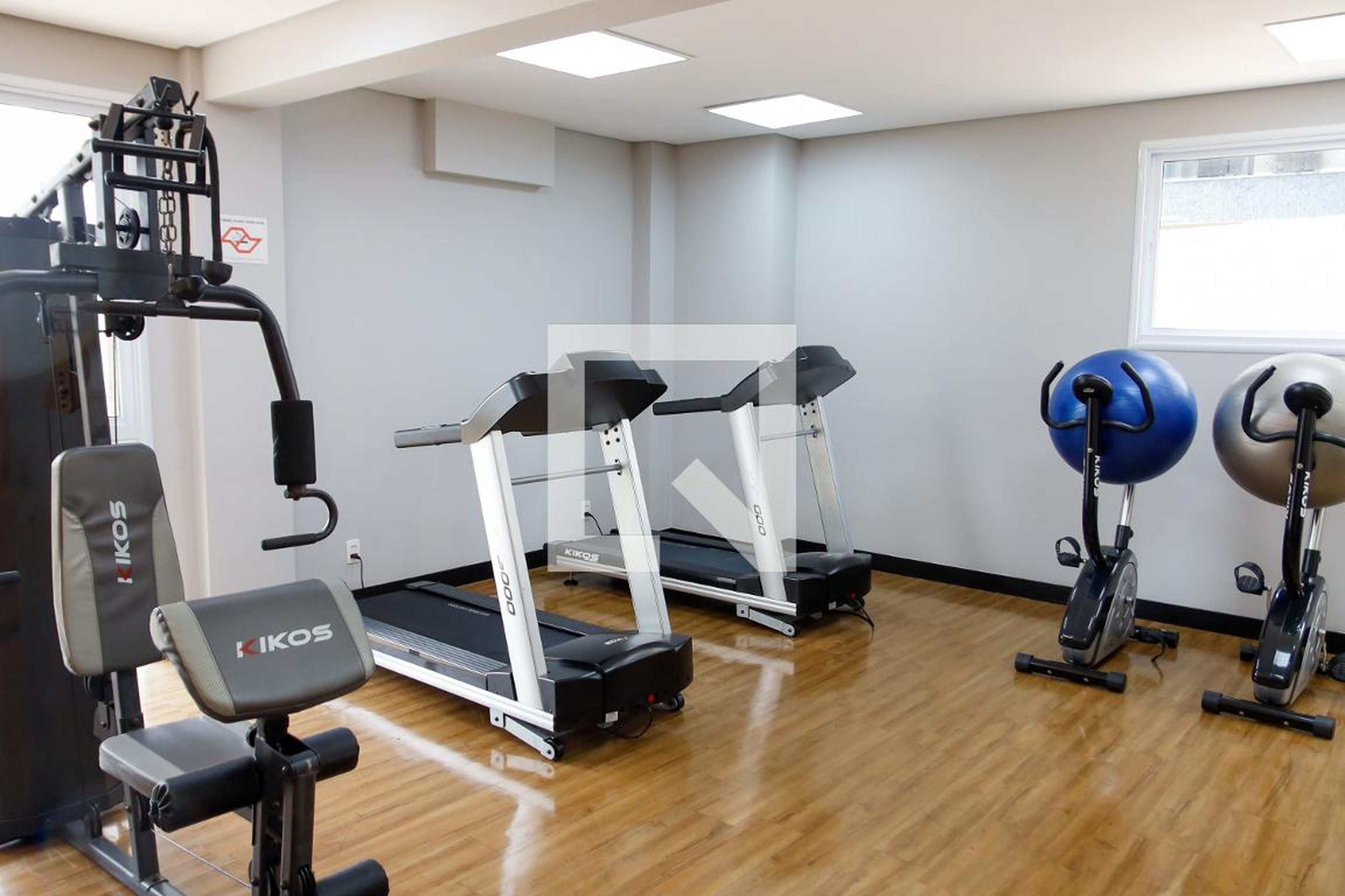 Academia - Unique Serveng