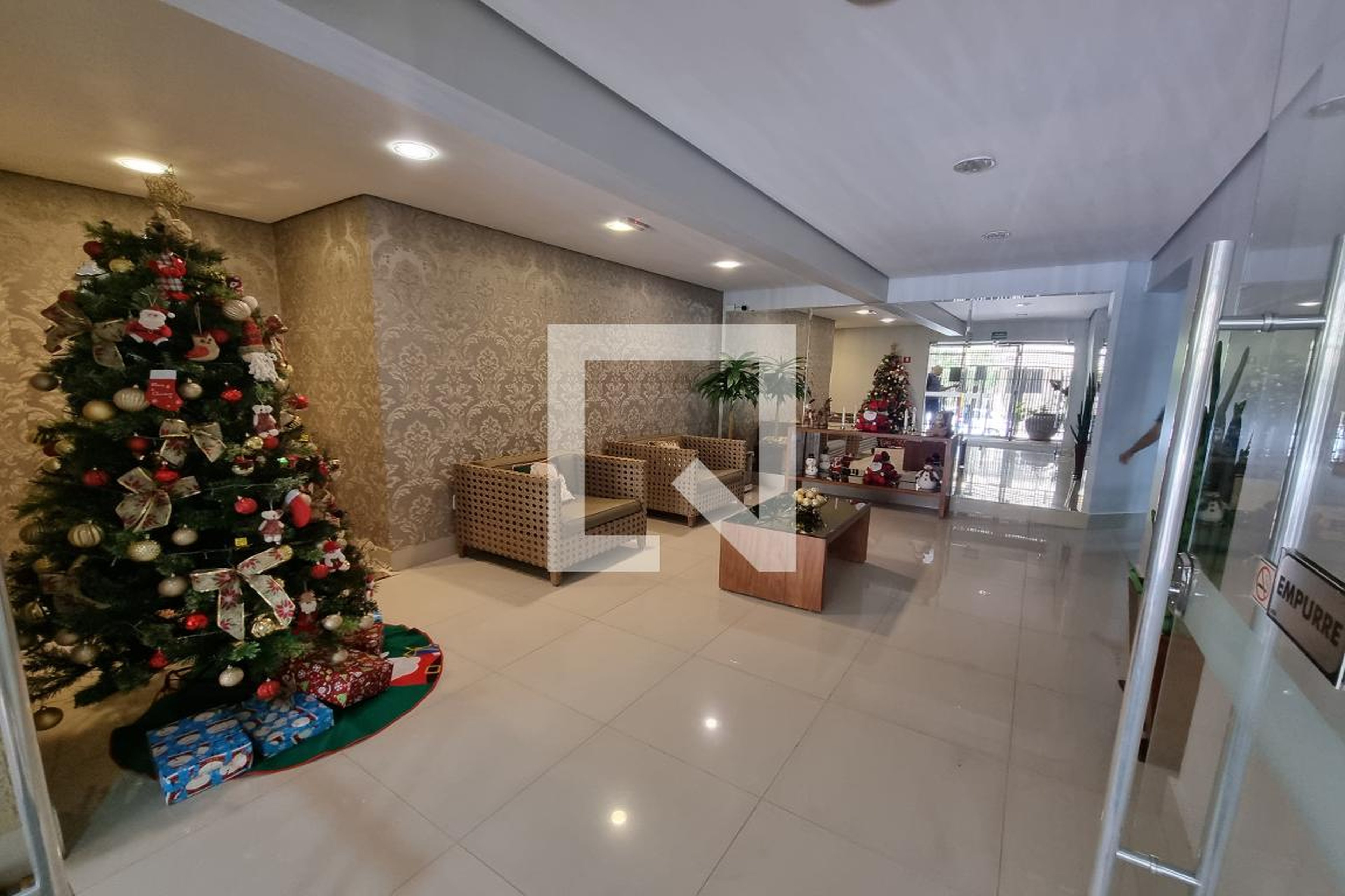 Hall do Prédio - AMARILIS