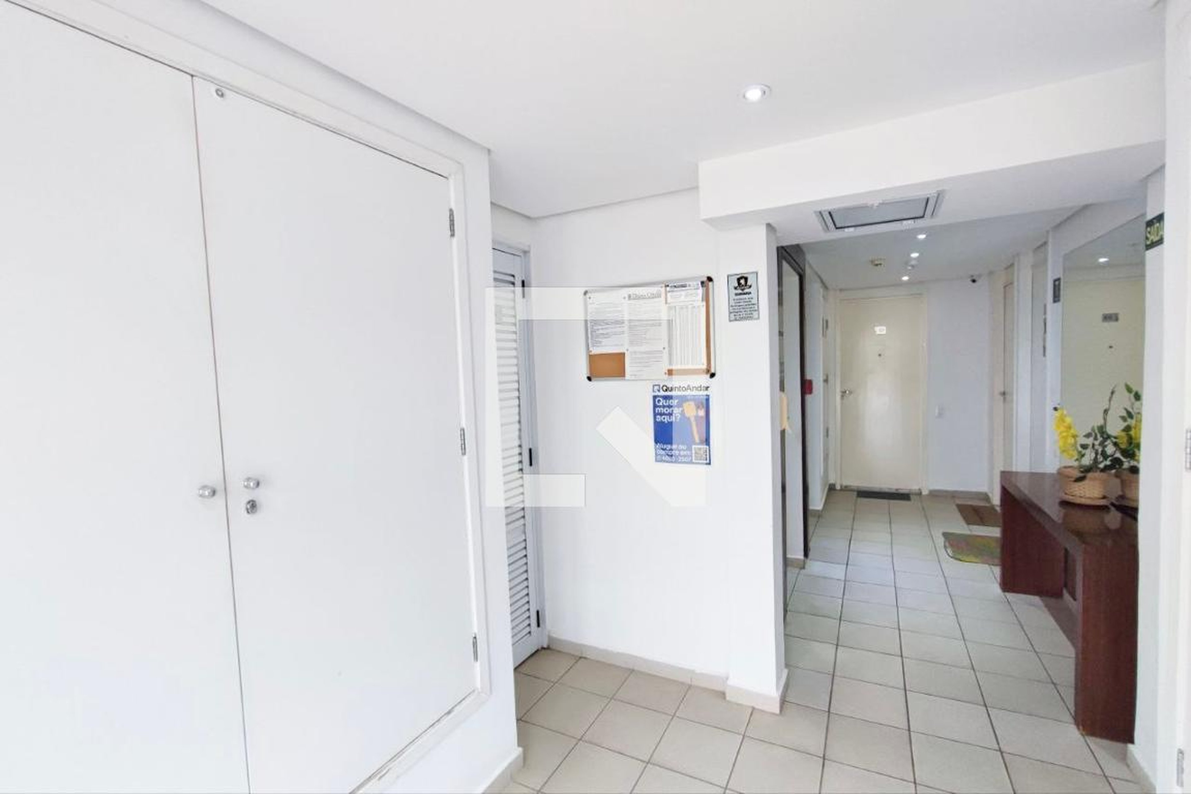 Hall de entrada - NOGUEIRA