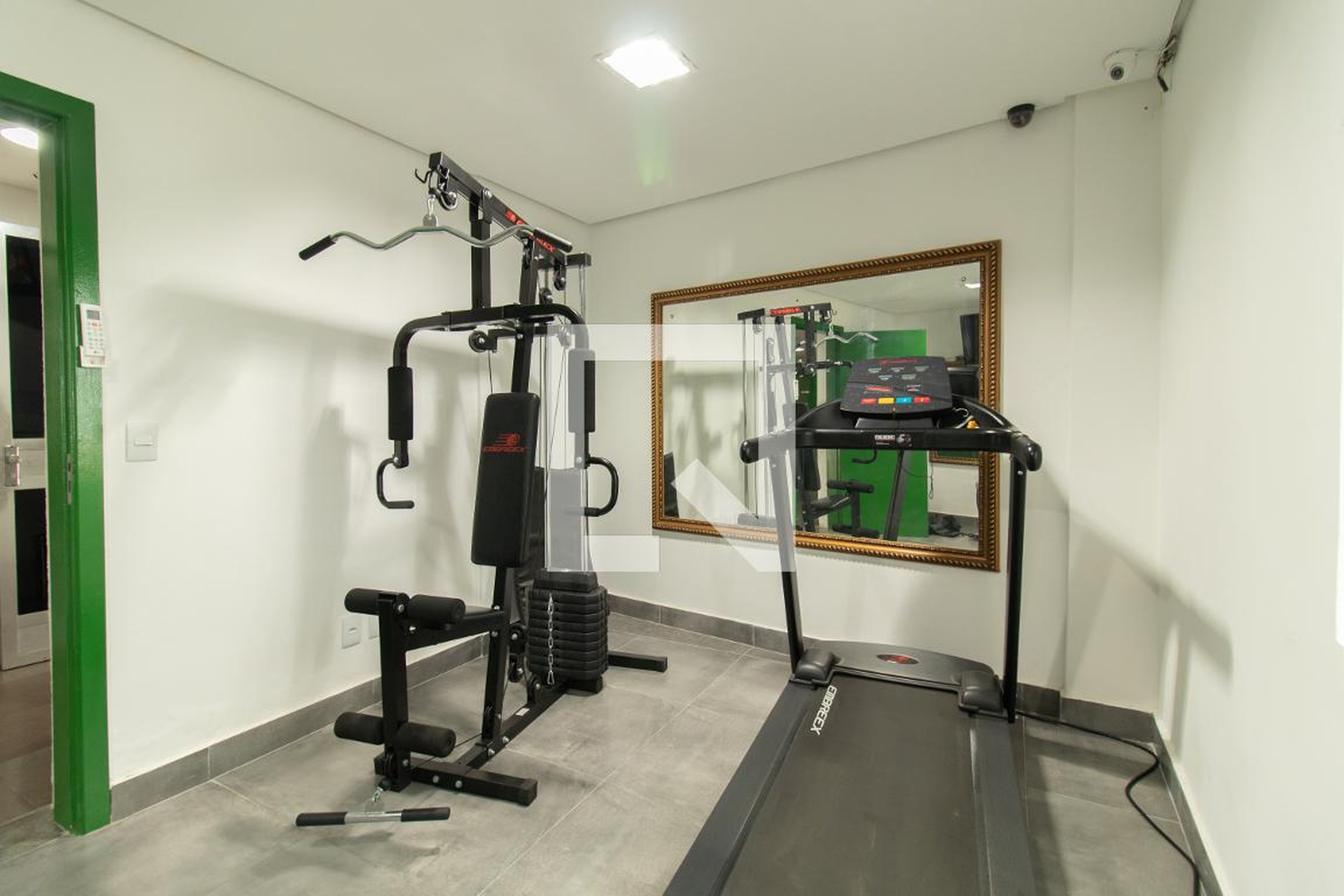 Academia - Lar Residence Studios