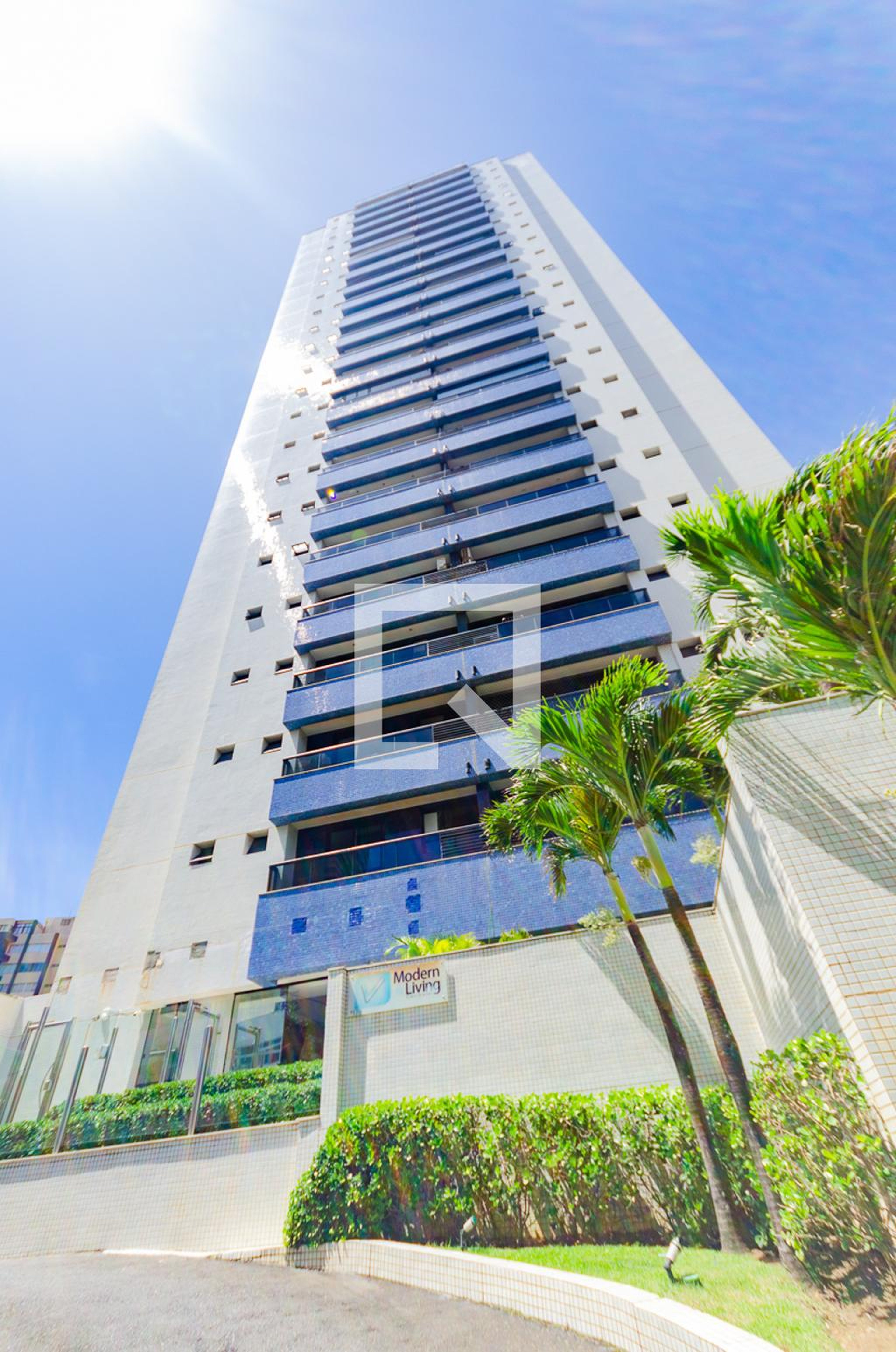 Fachada do Condomínio Condomínio Modern & Living Garibaldi