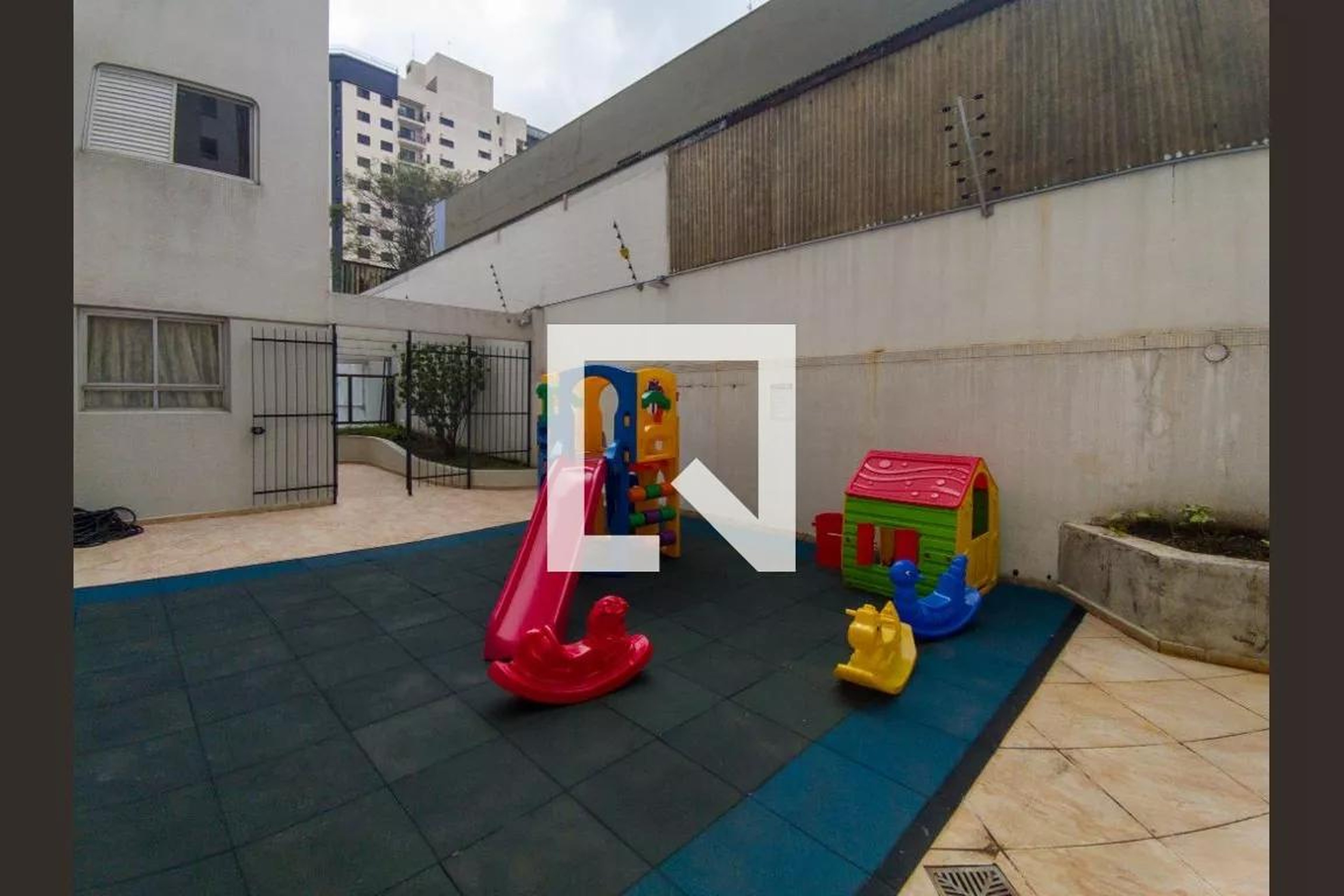 Playground - Emma Matiazzo