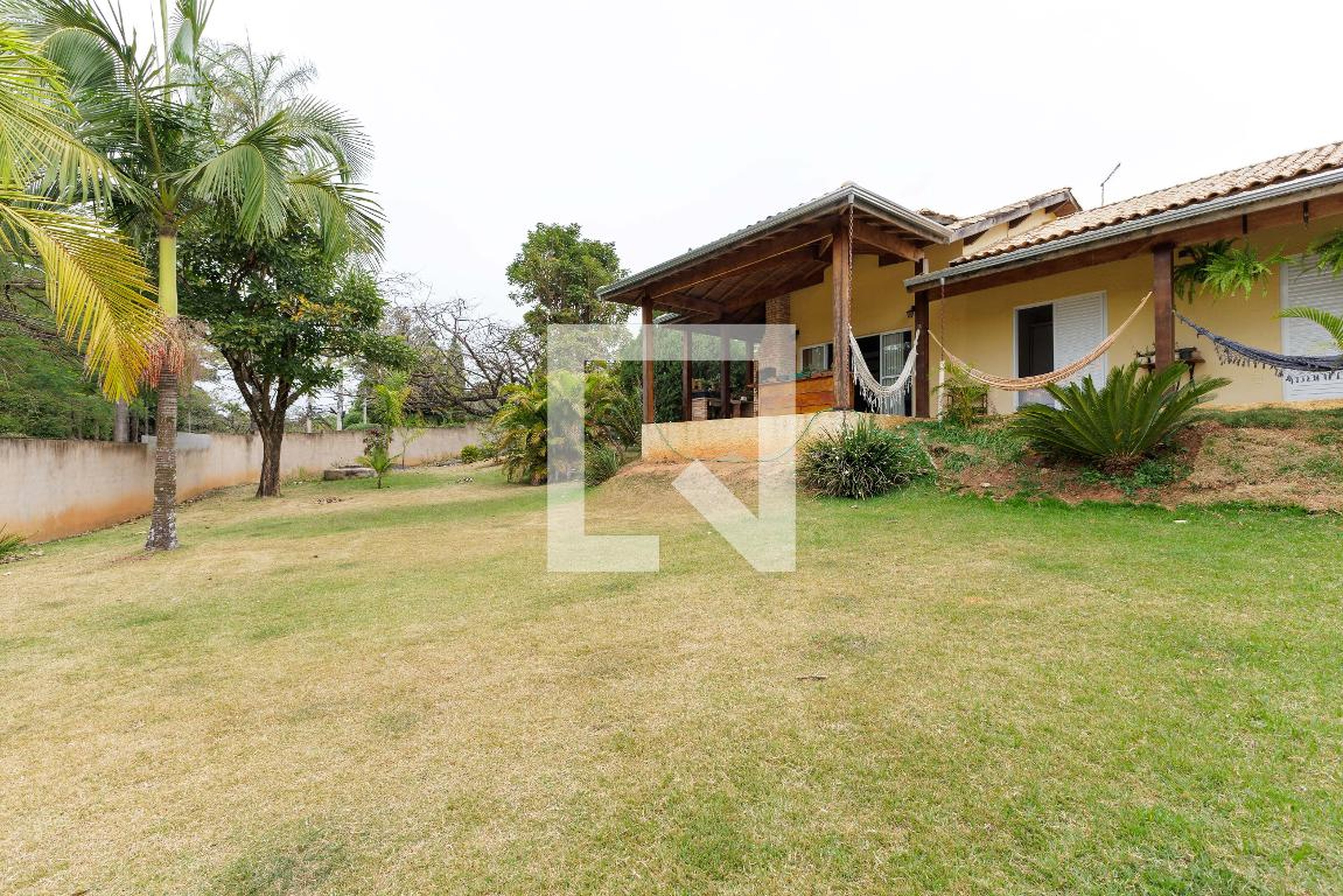 Fachada Condomínio Colinas do Mosteiro do Itaici
