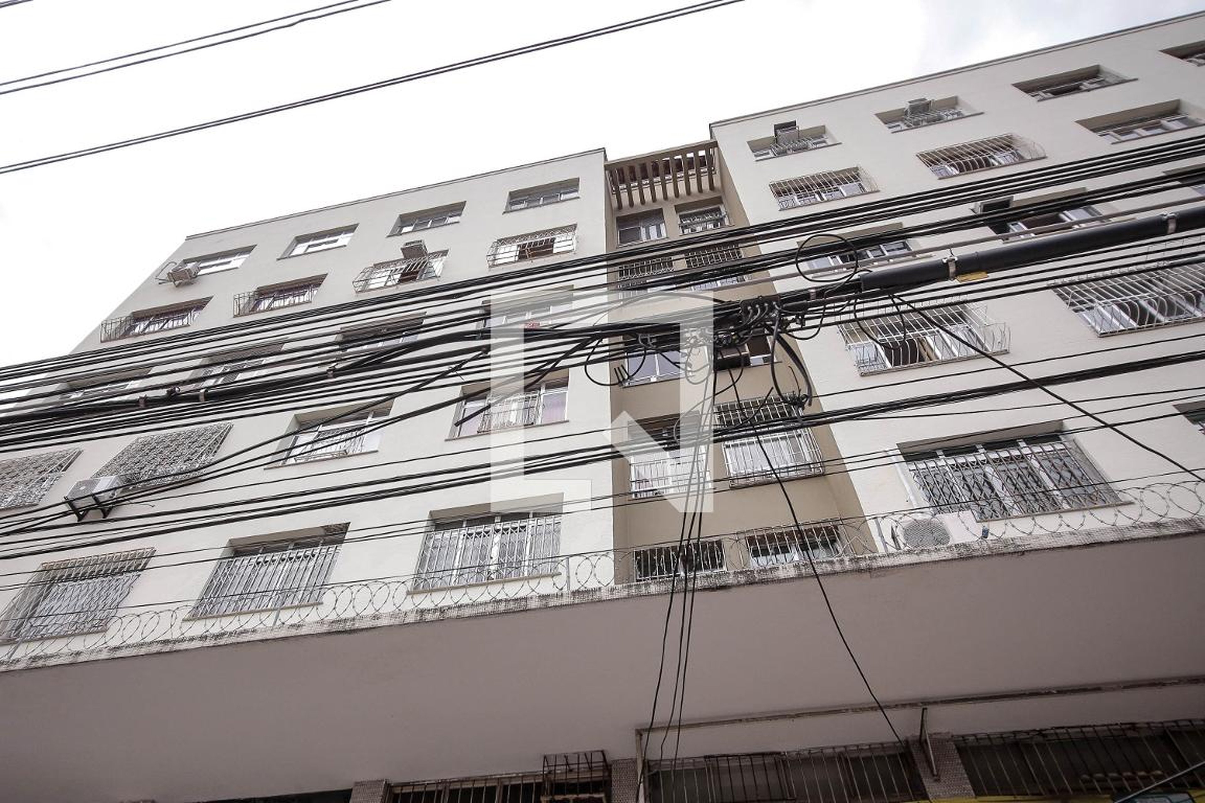 Fachada Condomínio em Rua Dias da Cruz, 689