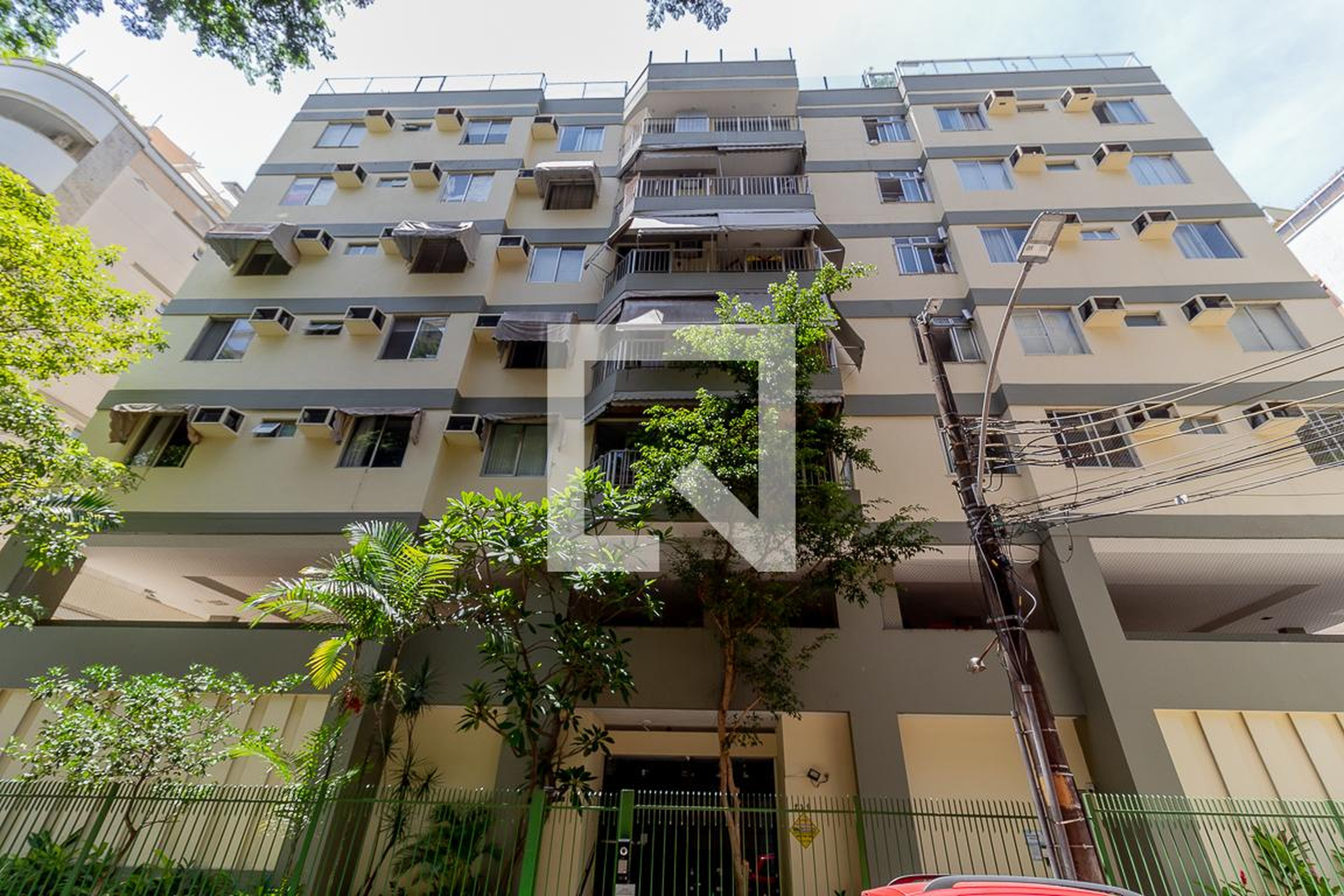 Fachada Condomínio Marselle de Saint Henri