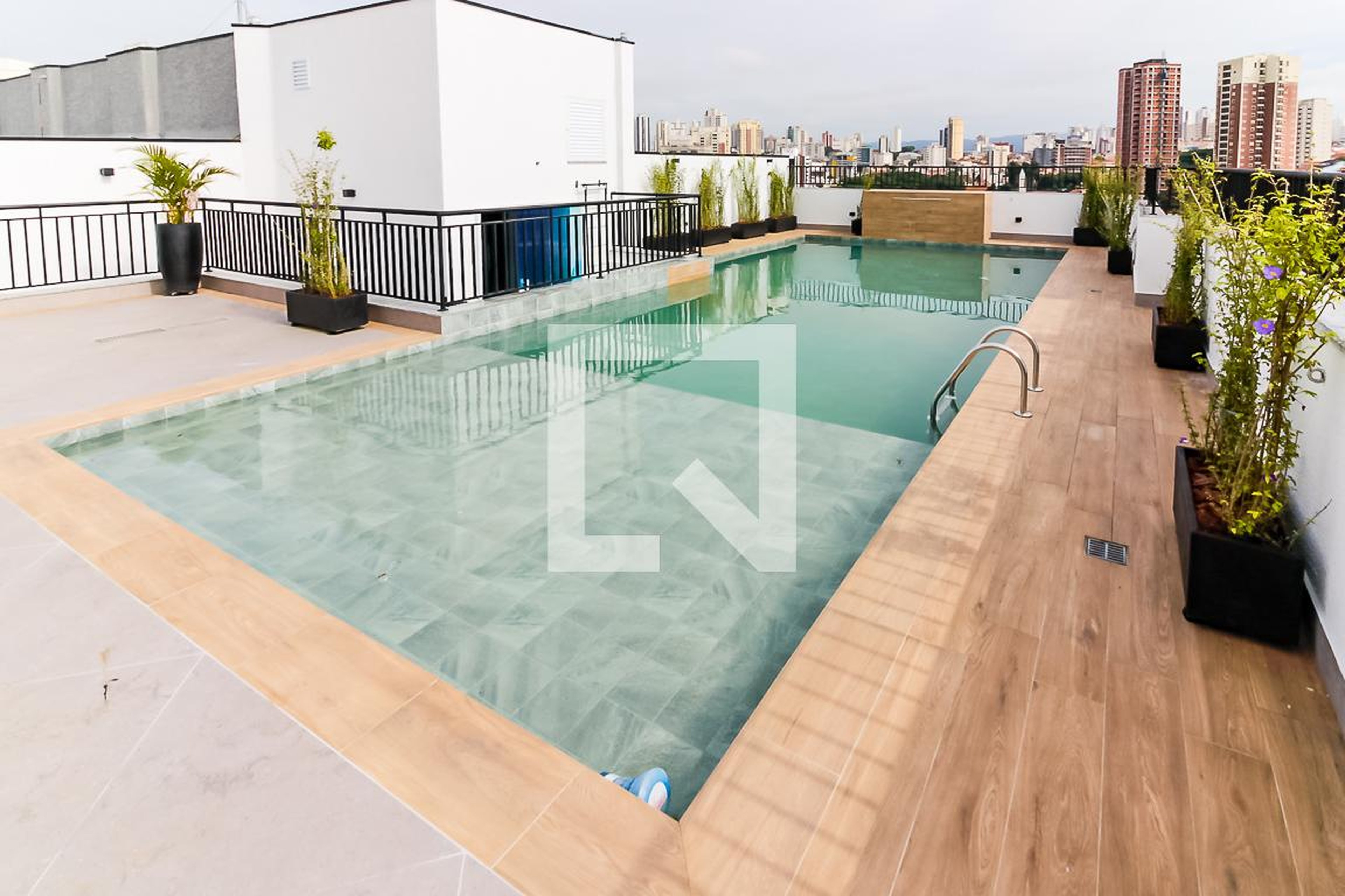 Área da Piscina - Residencial Unique