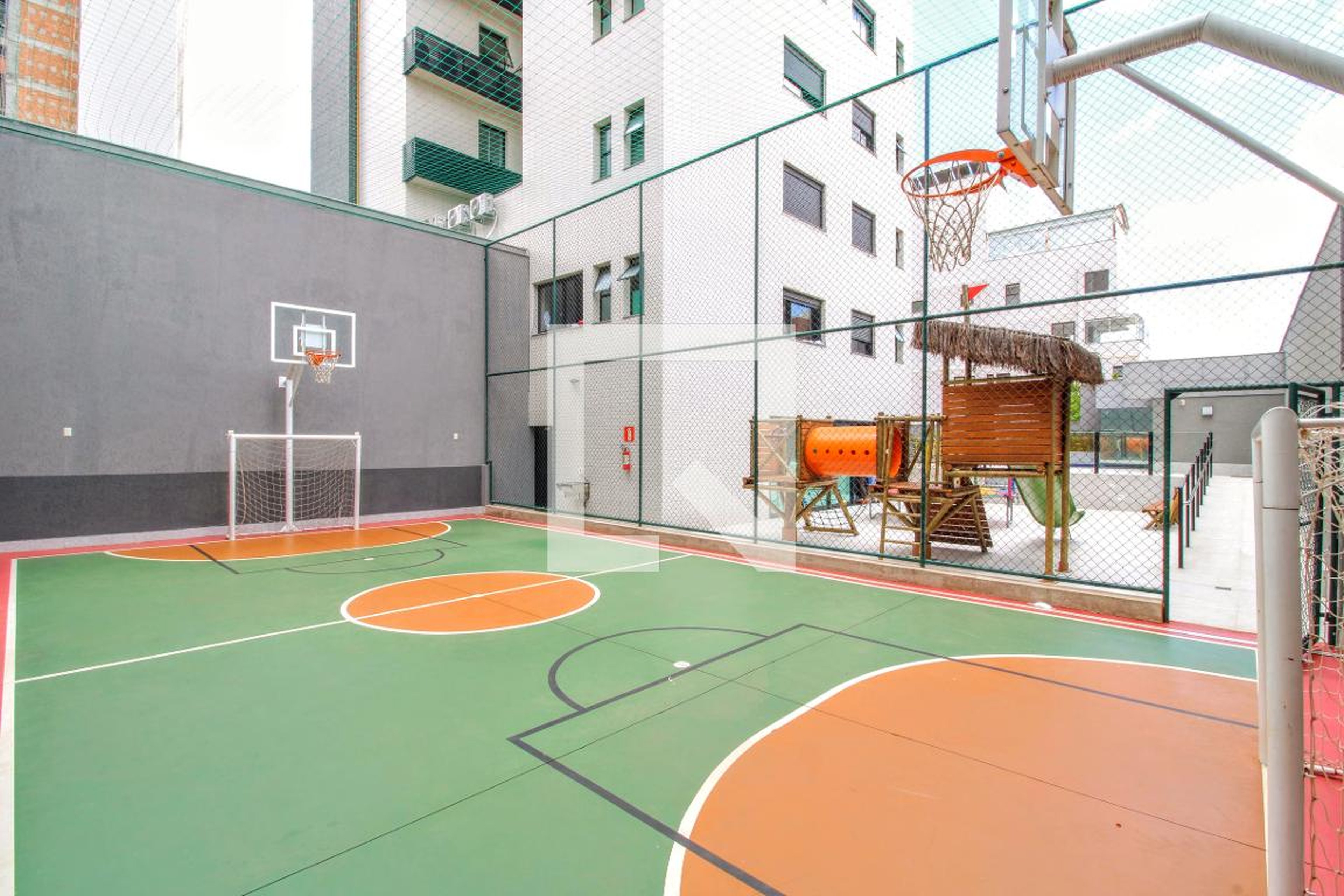 Quadra Esportiva - Cipriani