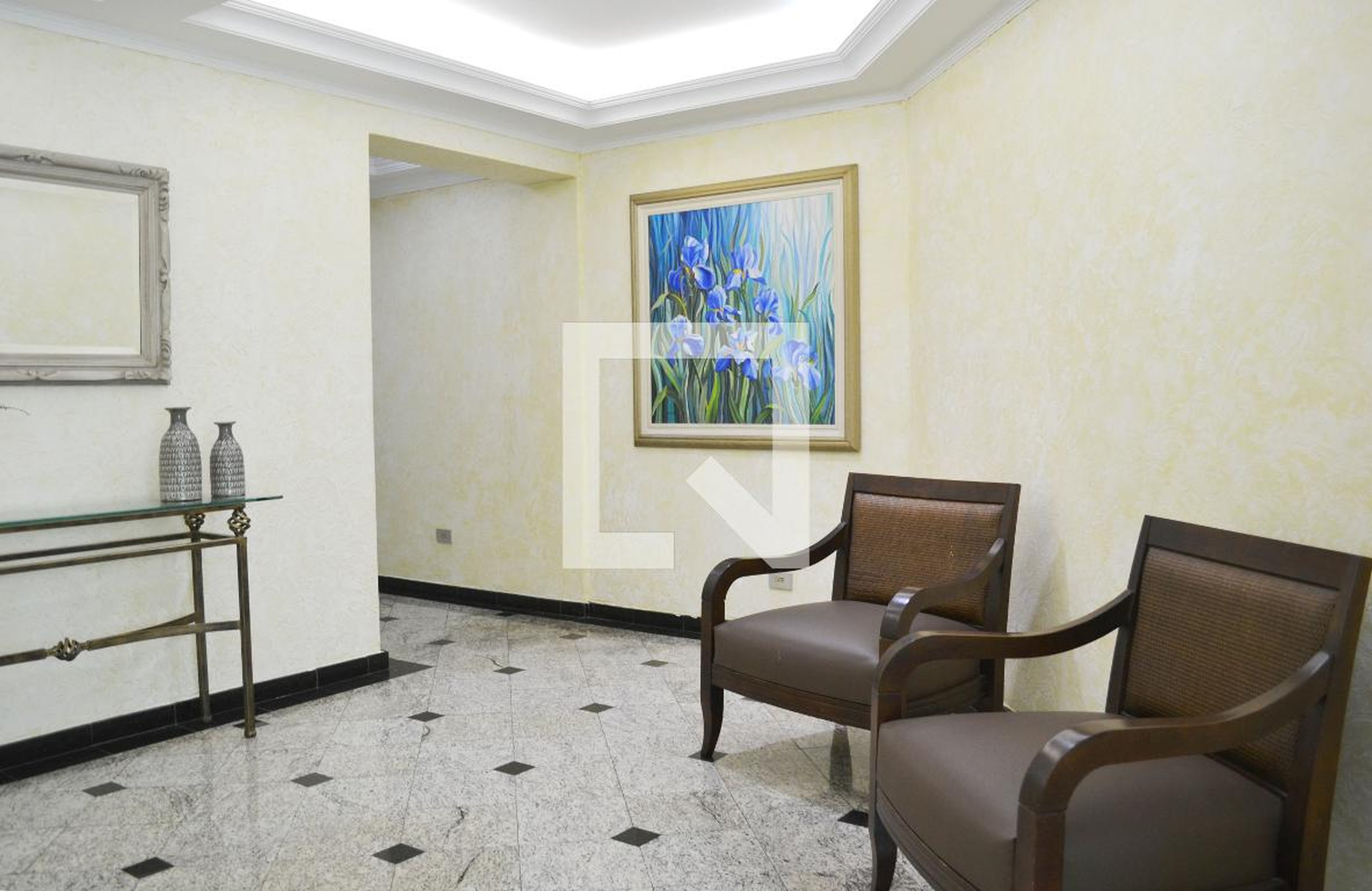 Hall de entrada - LÍRIOS