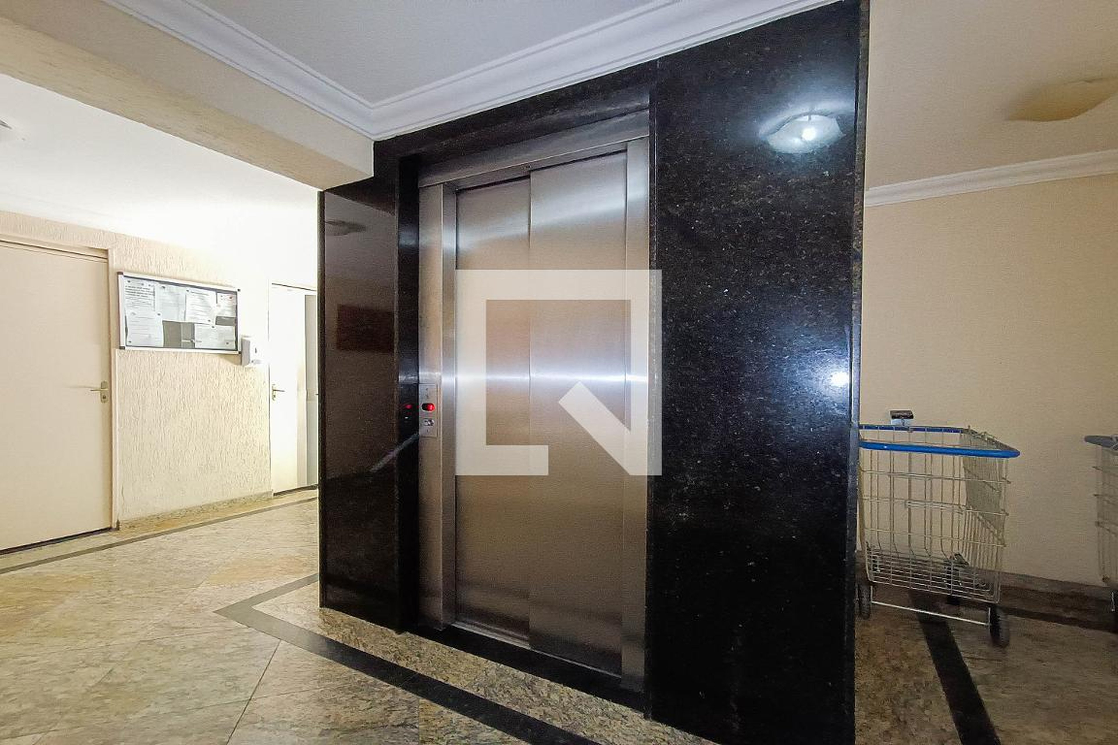 Elevador - Conjunto Habitacional Samambaia 3