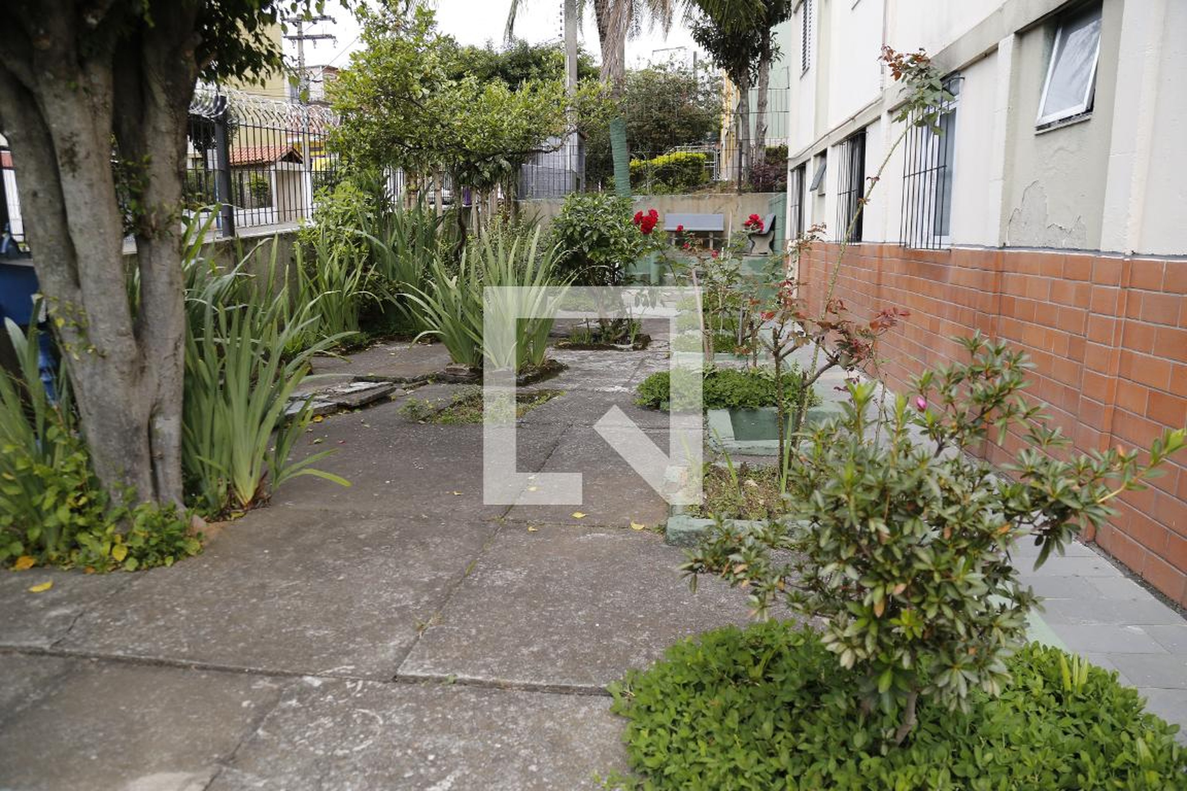 Área comum - Multipredial Floresta