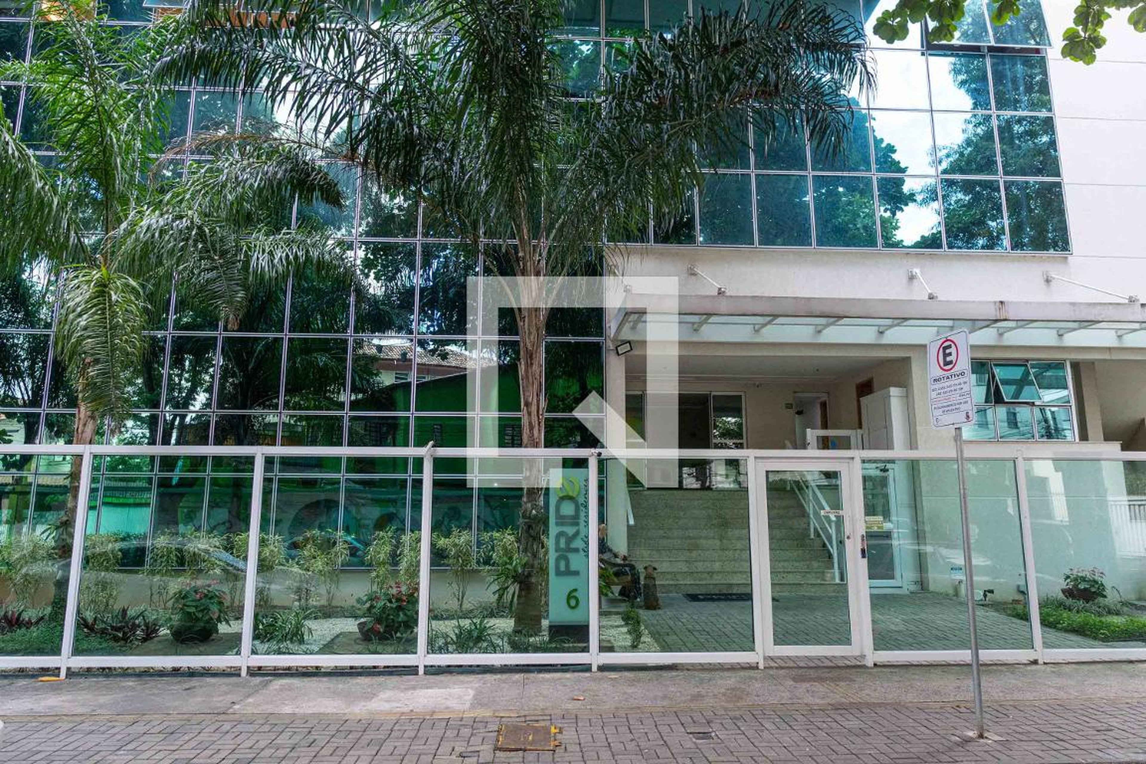 Fachada Condomínio Pride Style Residences