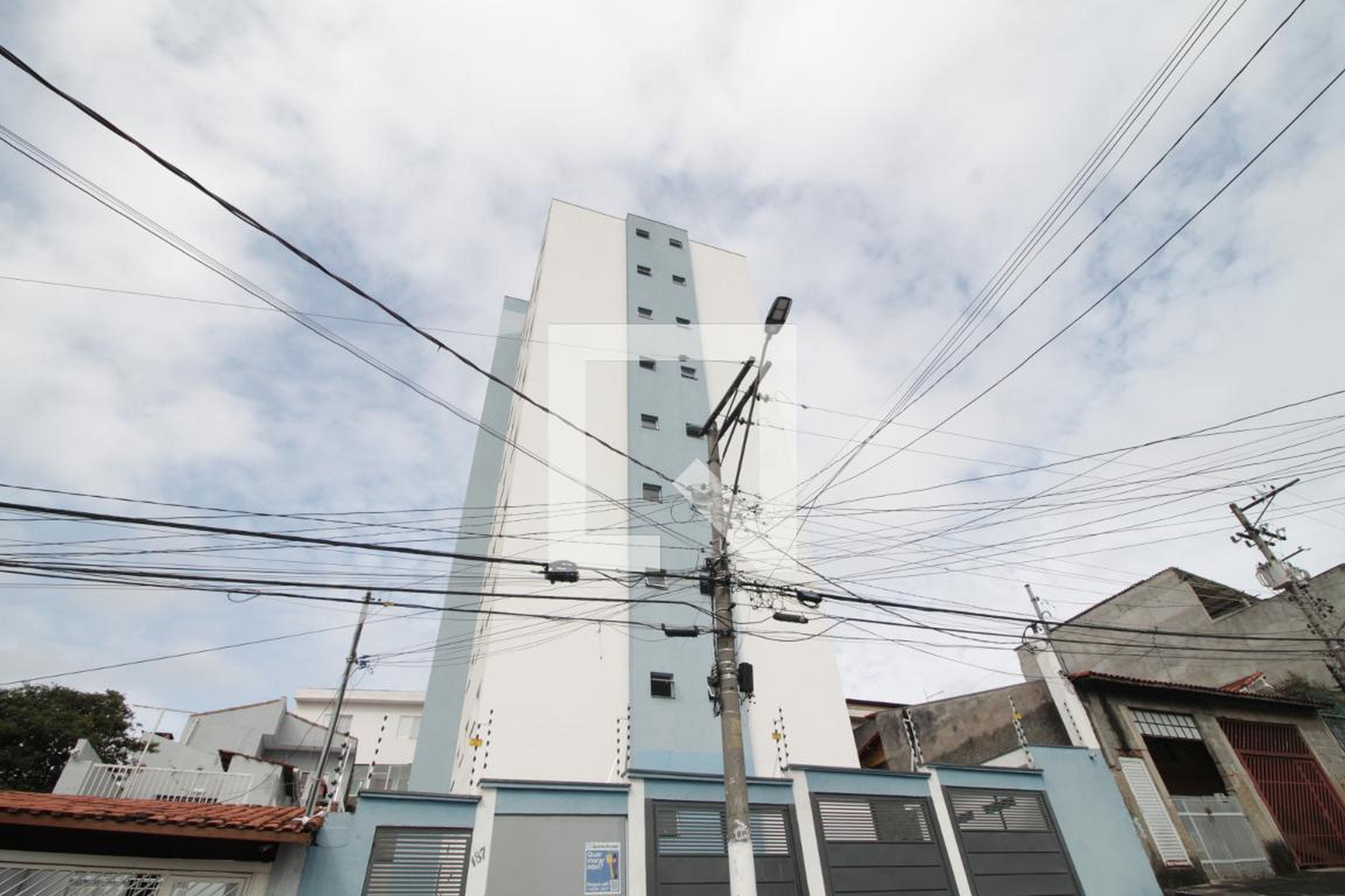 Fachada do Prédio Condomínio em Rua Crato, 199
