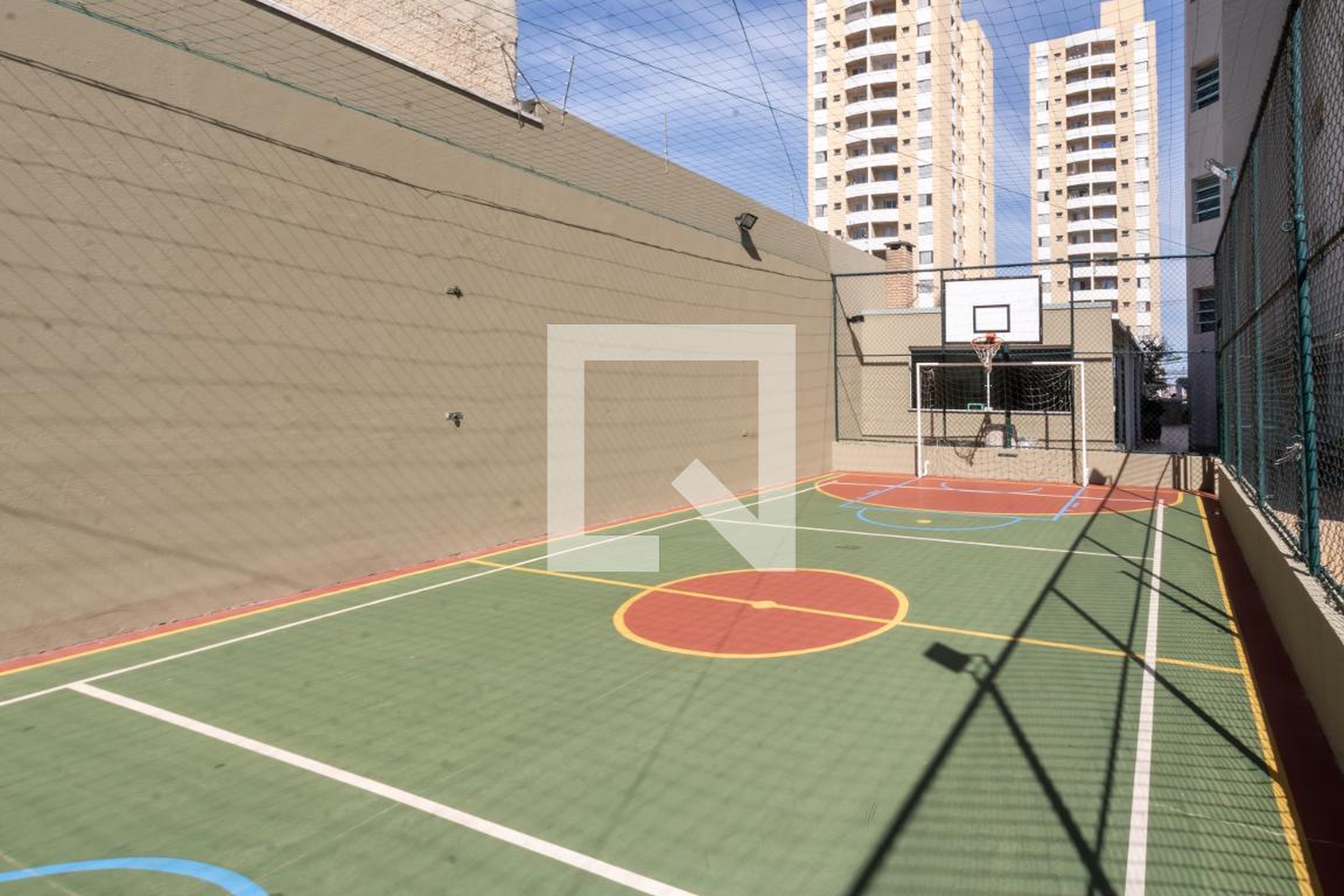 Quadra Esportiva - Edifício Viana do Castelo