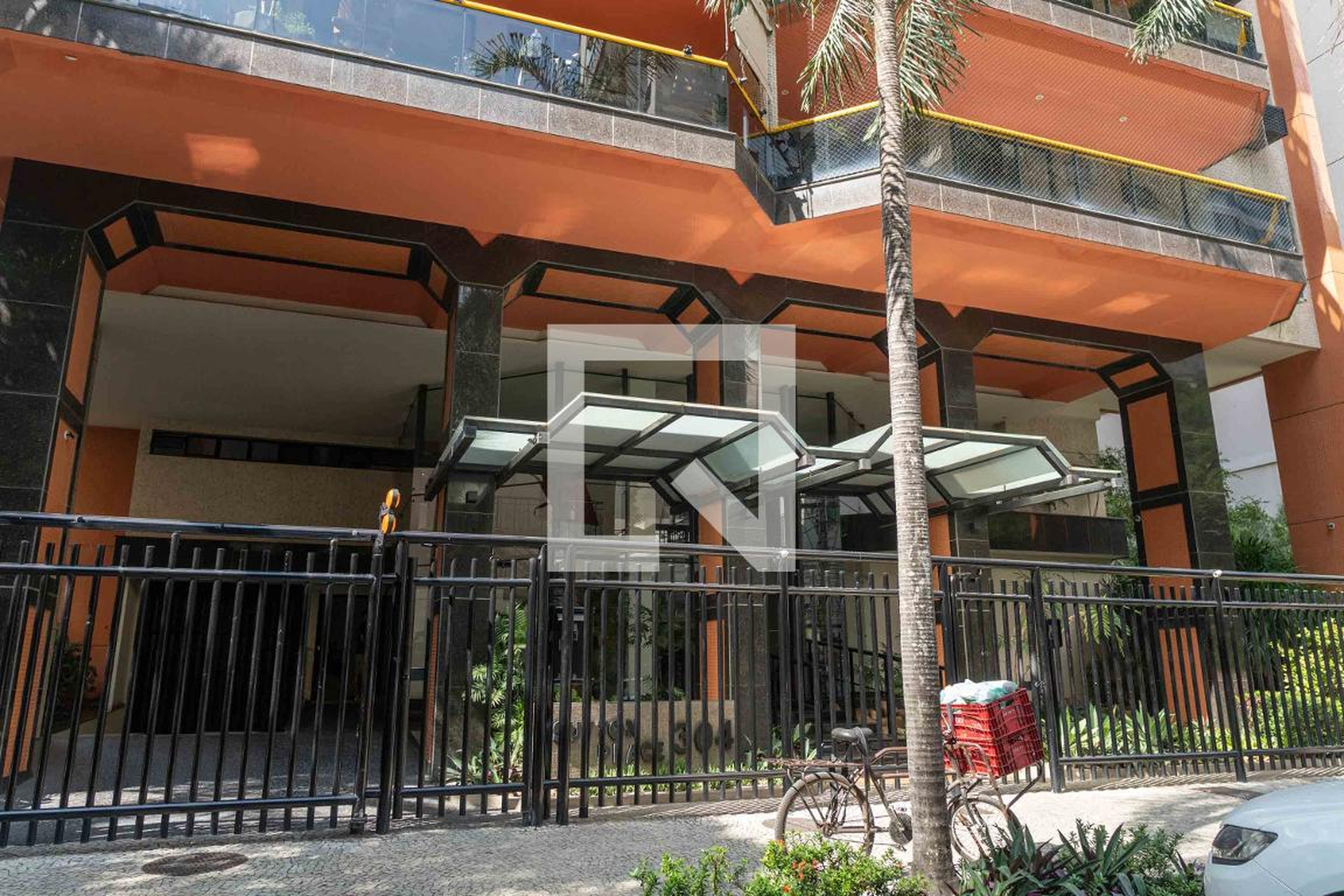 Fachada Condomínio Sutton Place