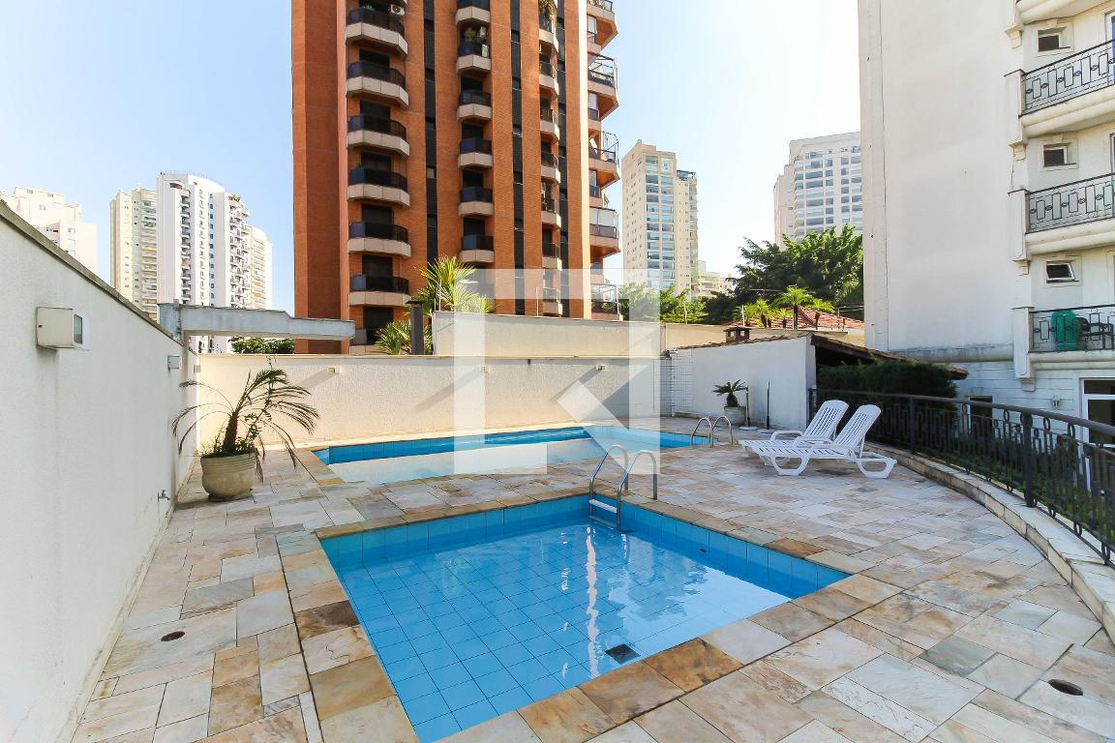 Piscina - Piazza Fontana