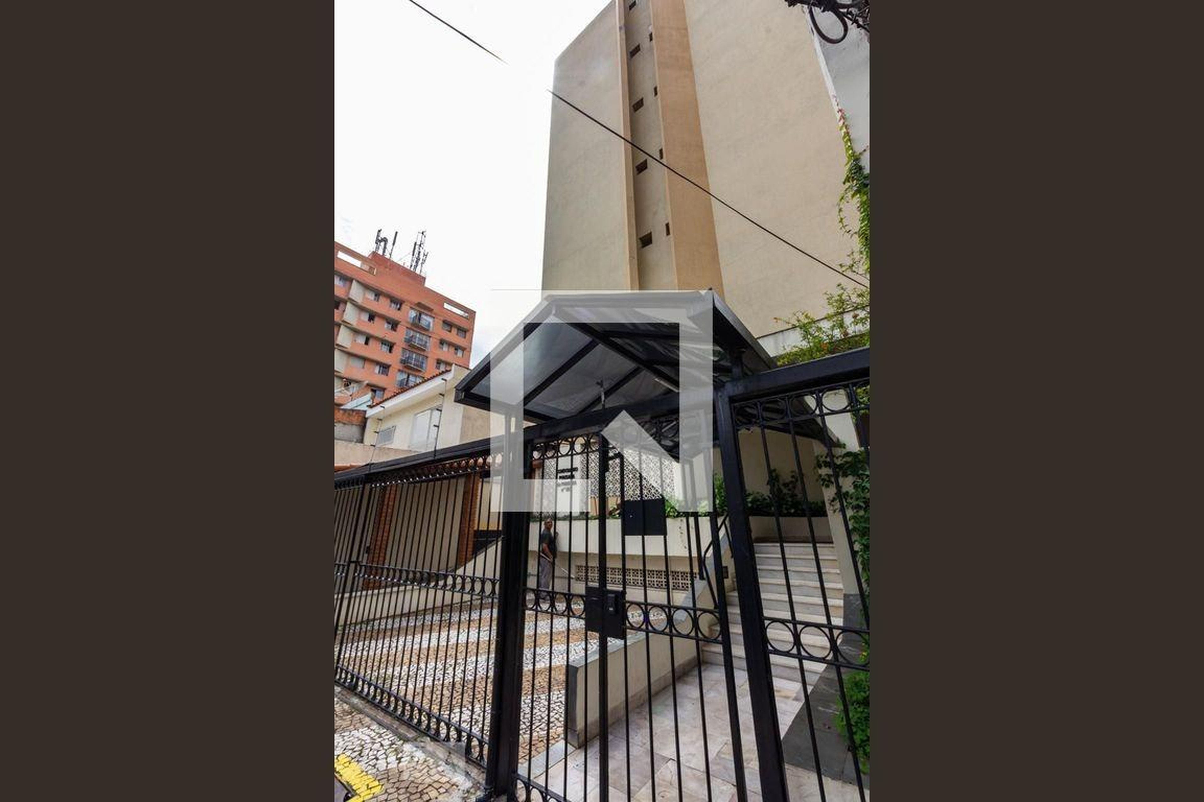 Fachada do Prédio Edifício Pousada da Paineira