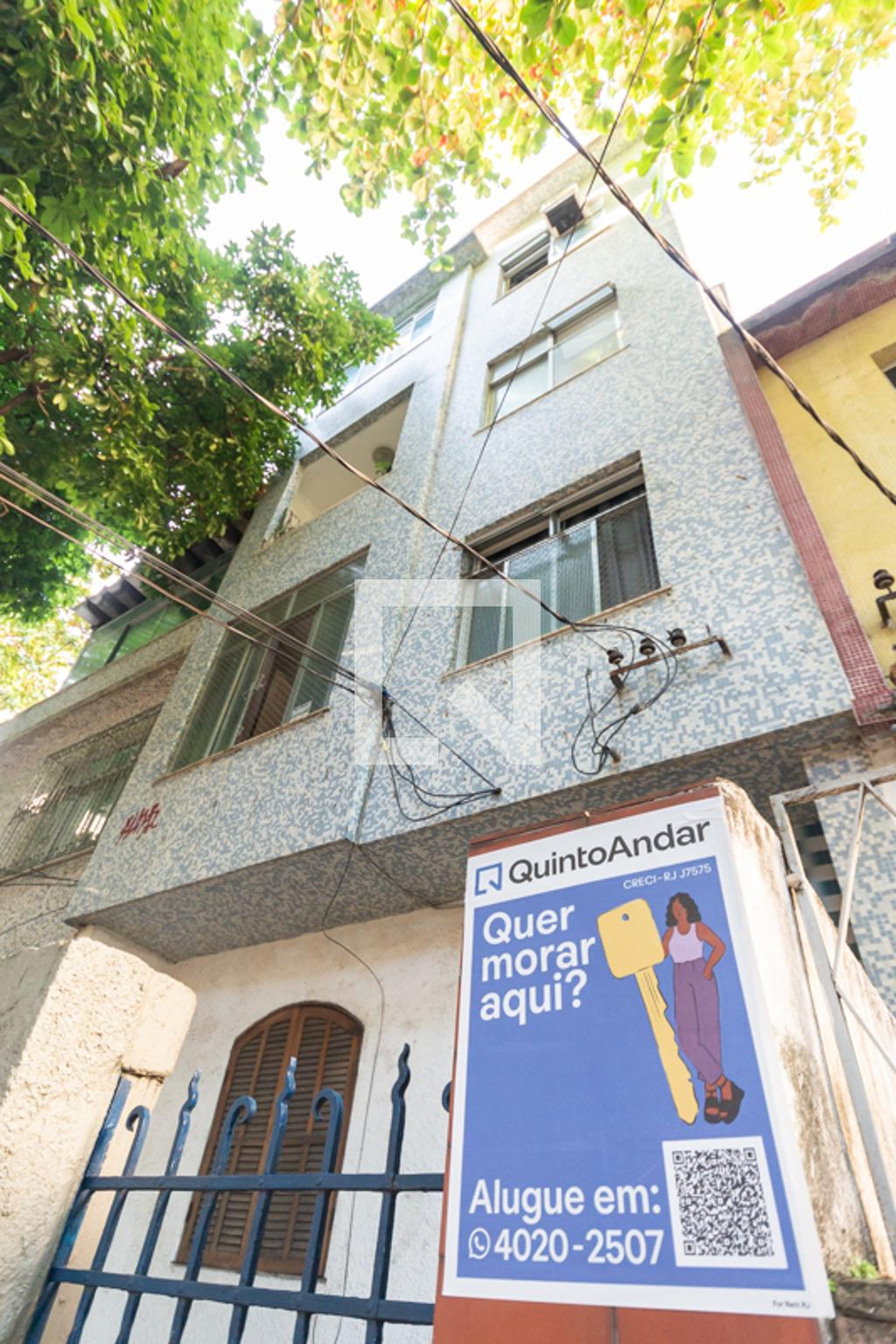 Fachada Condomínio em Rua Carvalho Alvim, 439