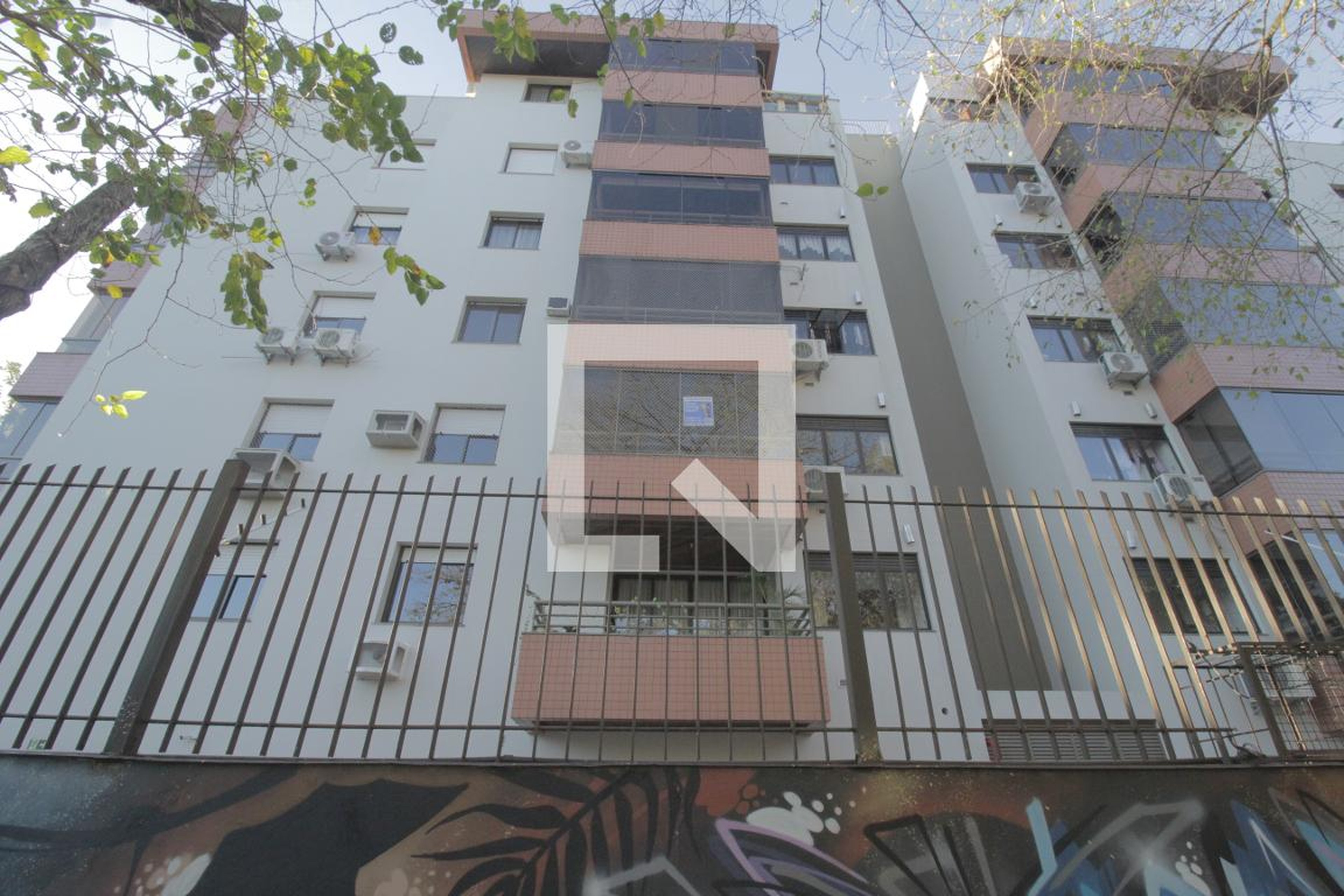 Fachada do Prédio Condomínio Quinta de Pova