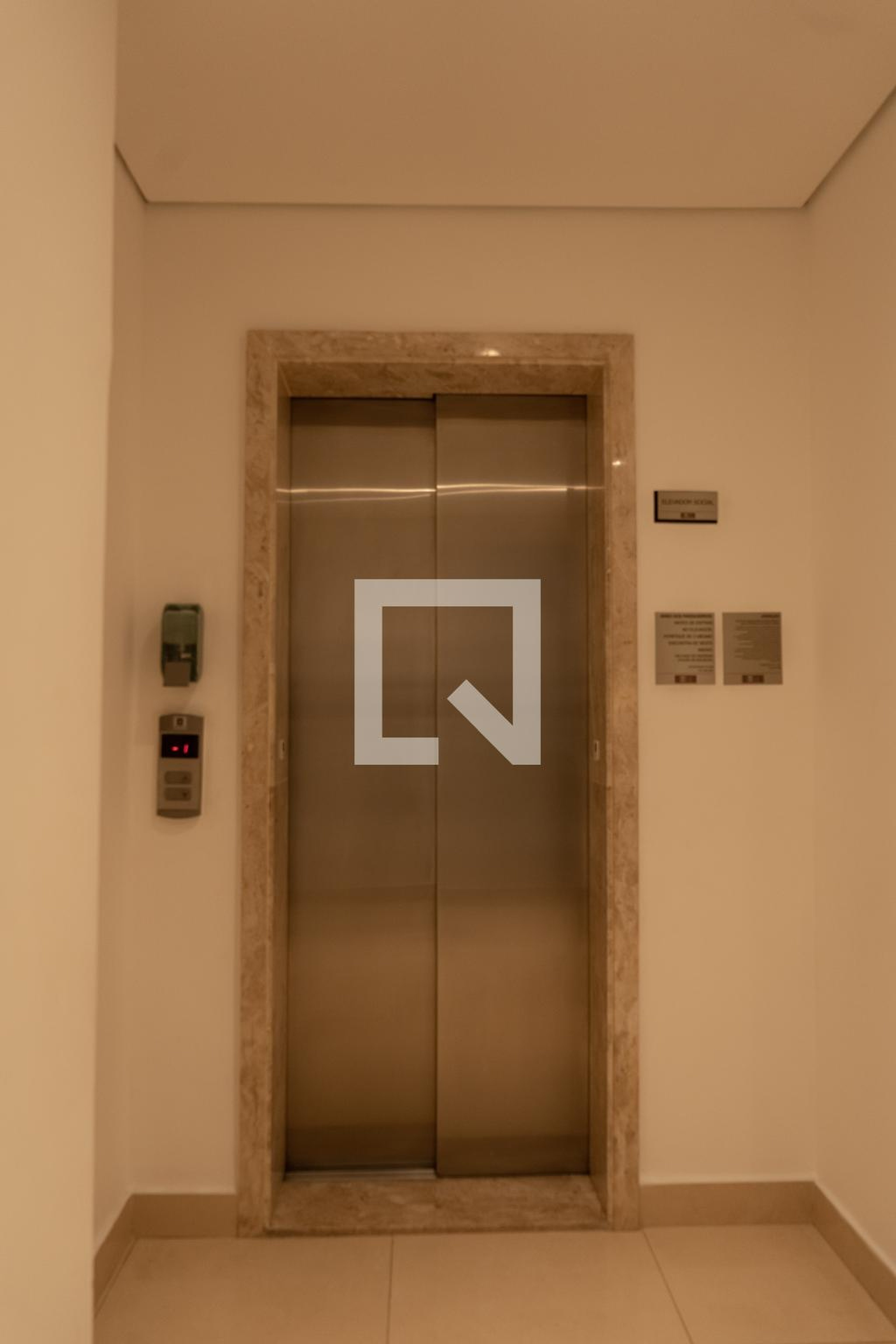 Hall de entrada - EDIFICIO IMMANI