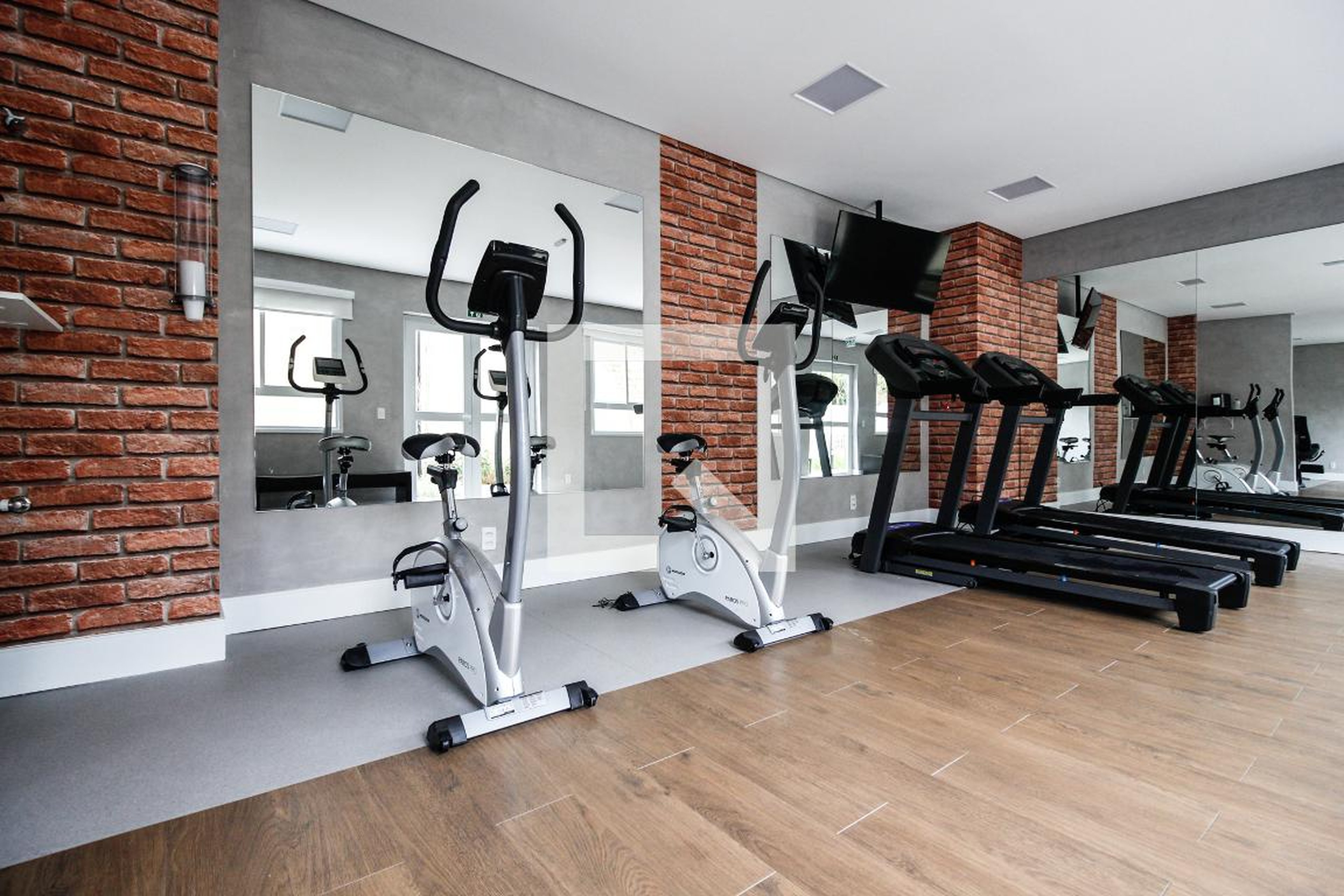 Academia - Viva Benx Santana