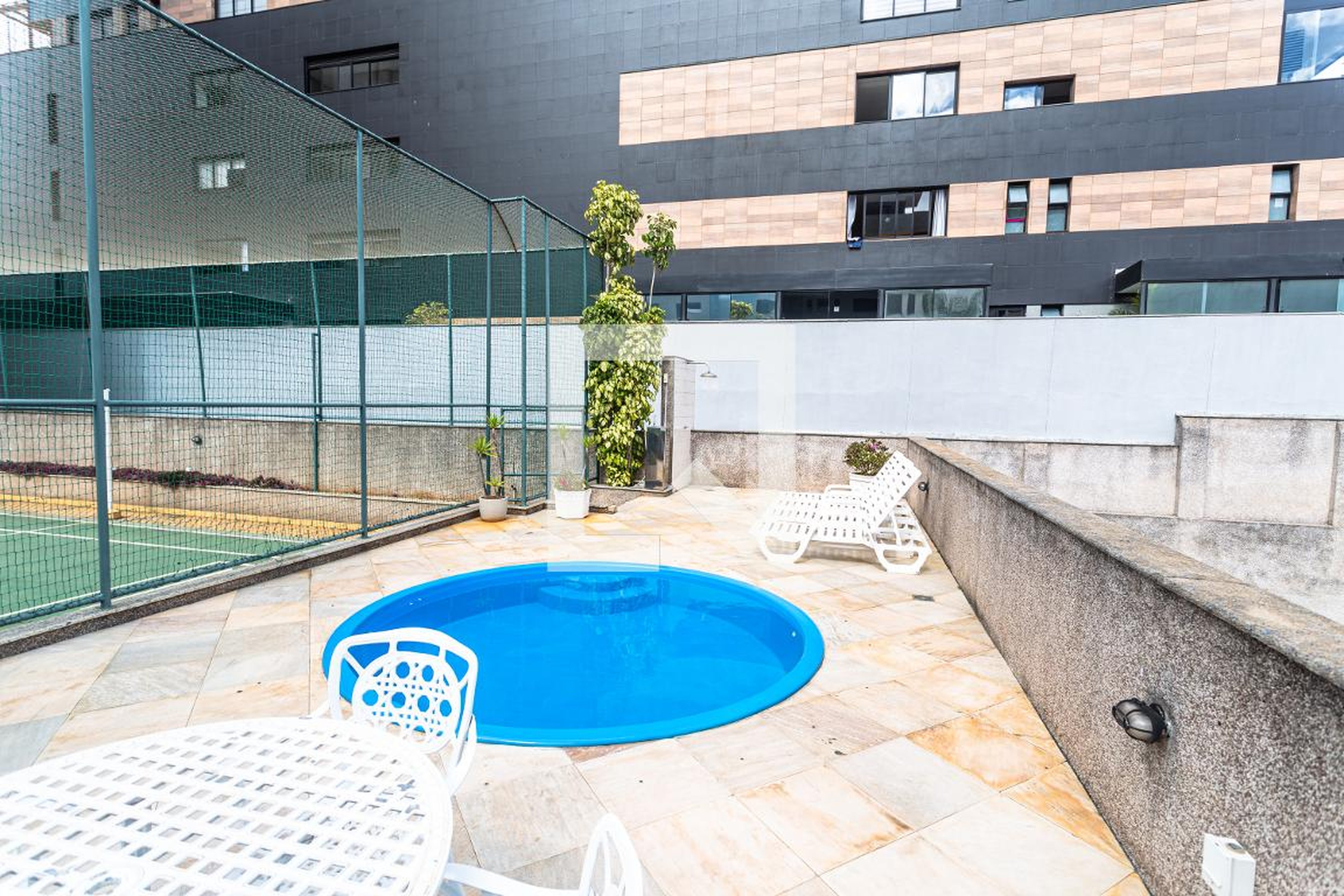 Área da Piscina - Edifício Guarujá