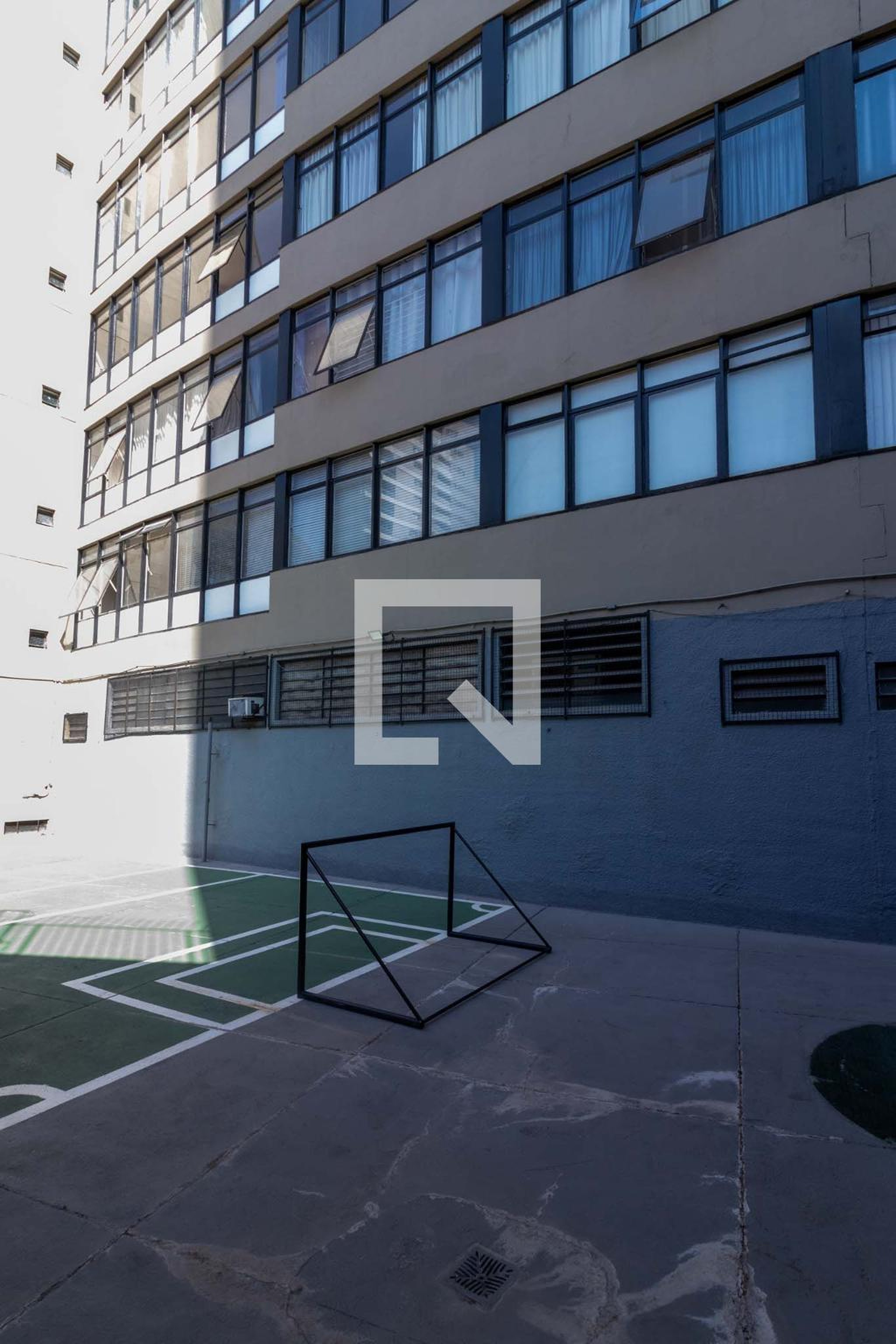 Quadra Esportiva - Edifício Almirantes Barroso e Tamandare