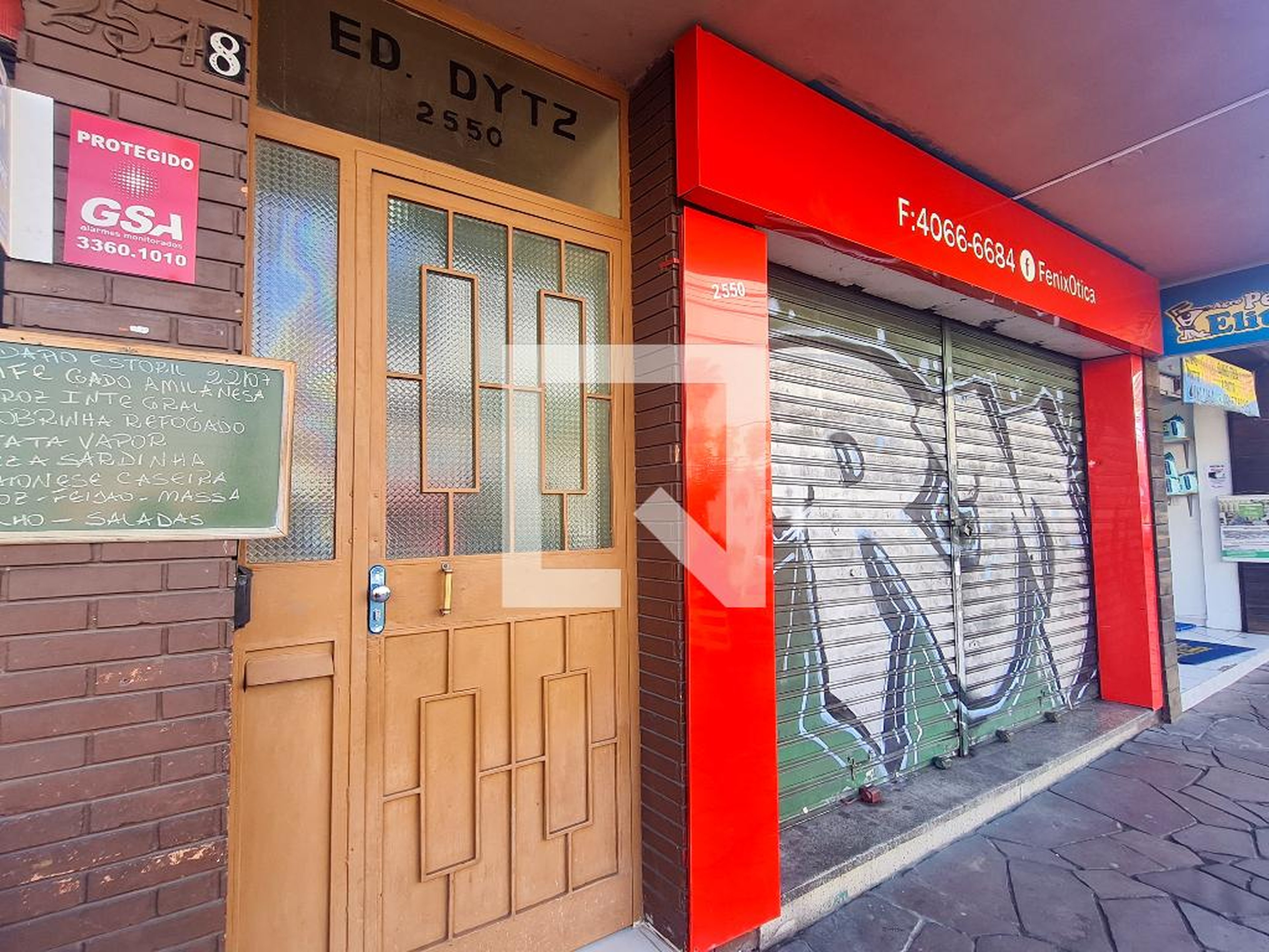 Fachada do Condomínio Residencial Henrique