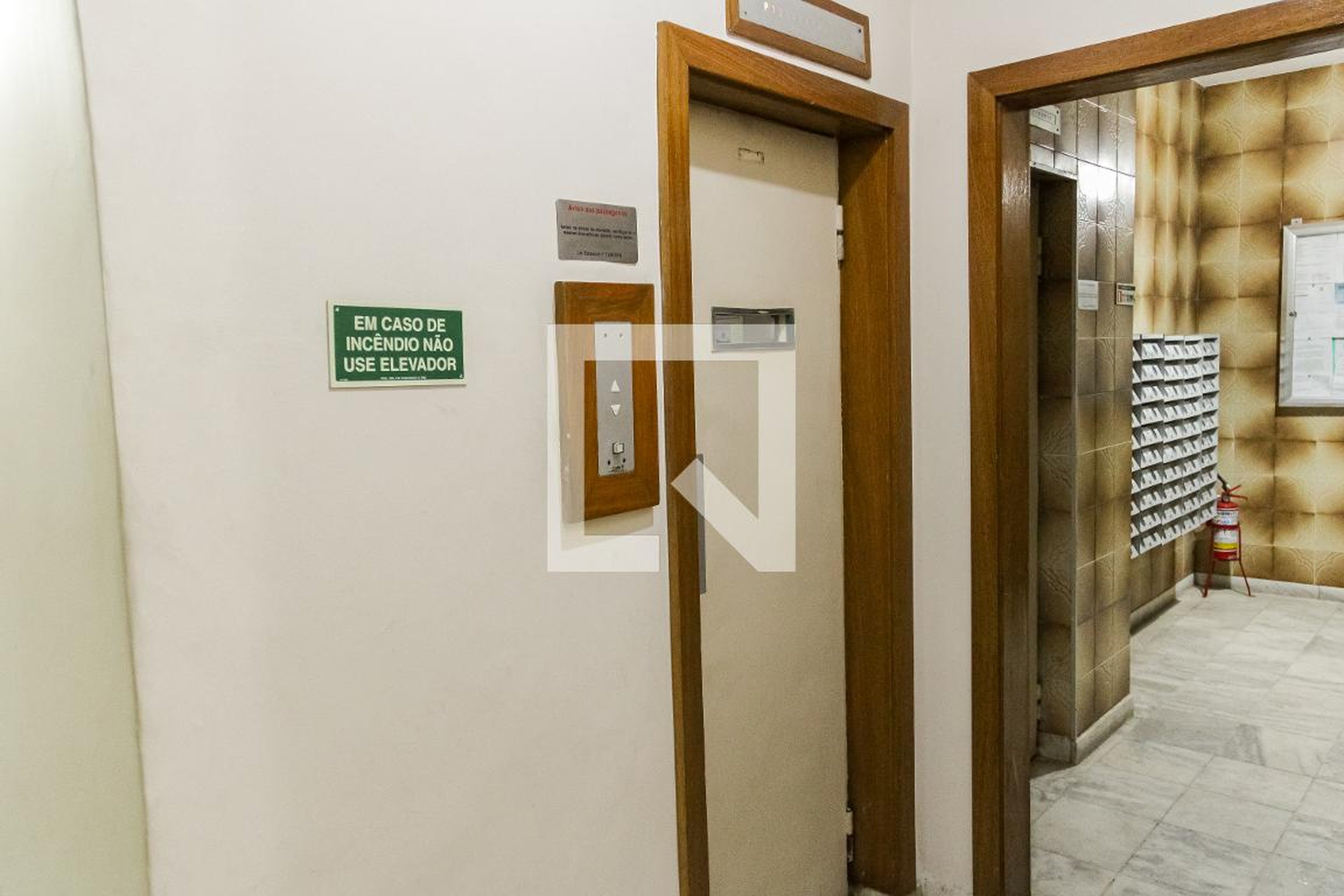 Elevador - Edifício Shalimar