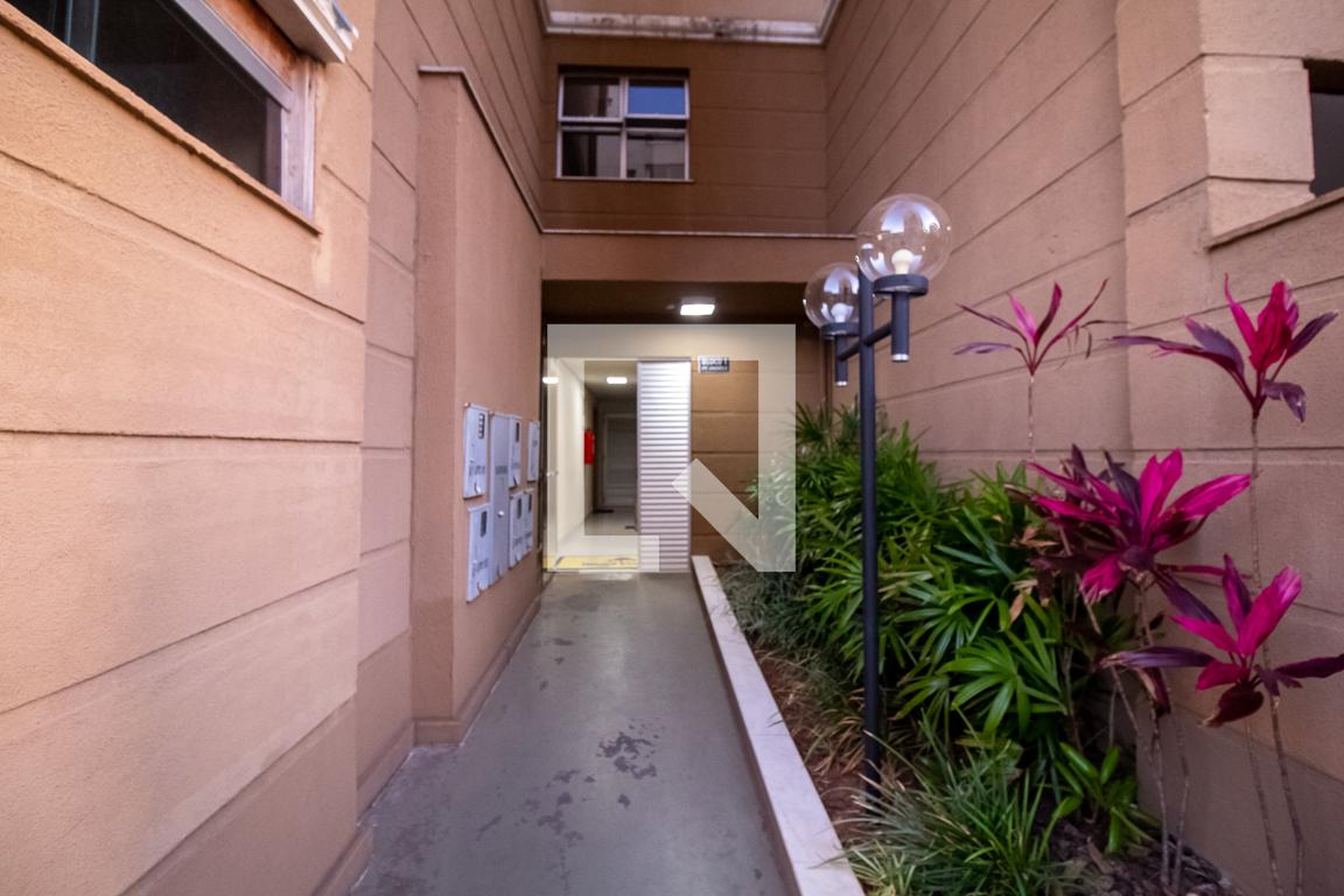 Hall de entrada - Edifício Parque dos Ipês