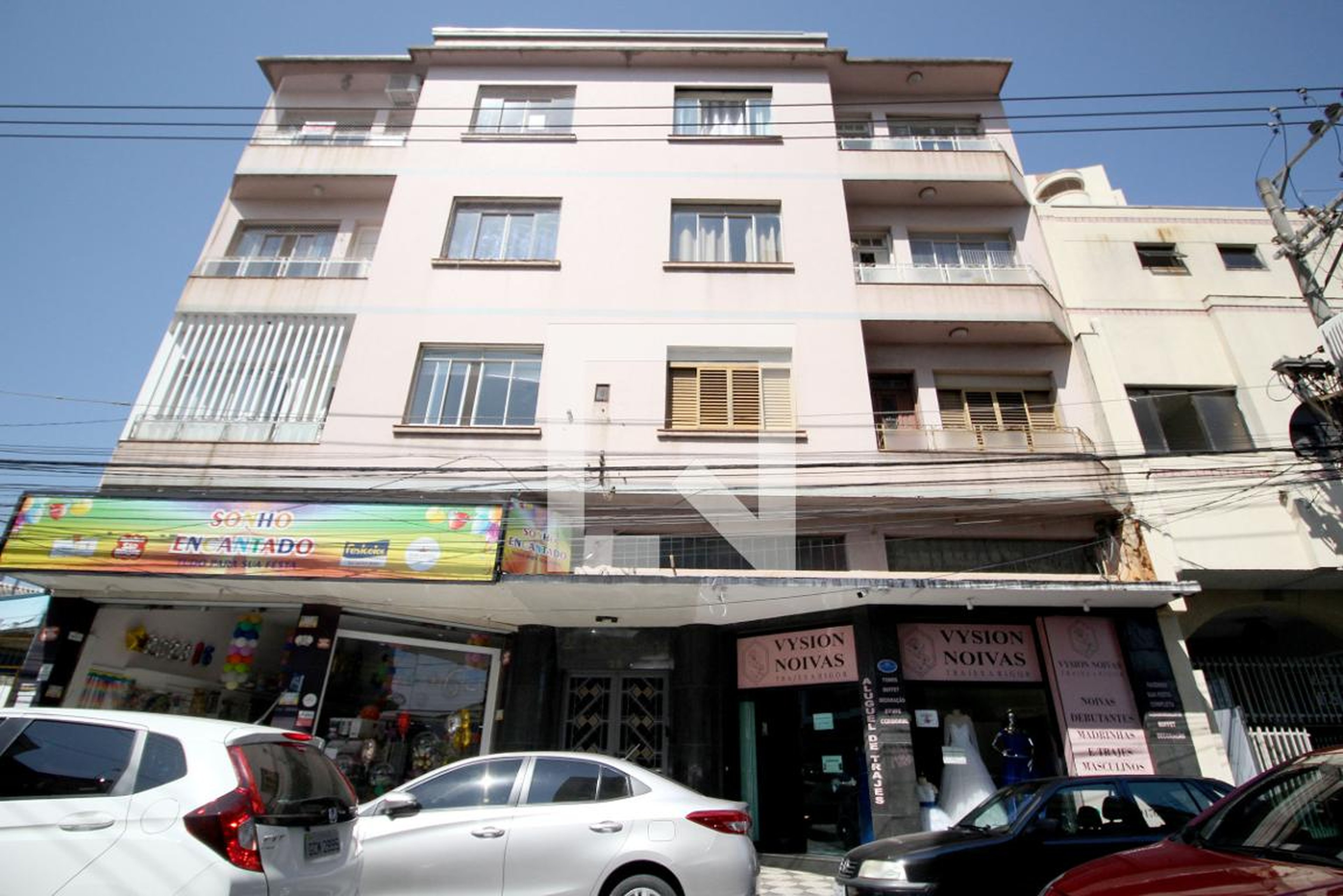 Fachada Condomínio em Rua Monsenhor João Soares, 77