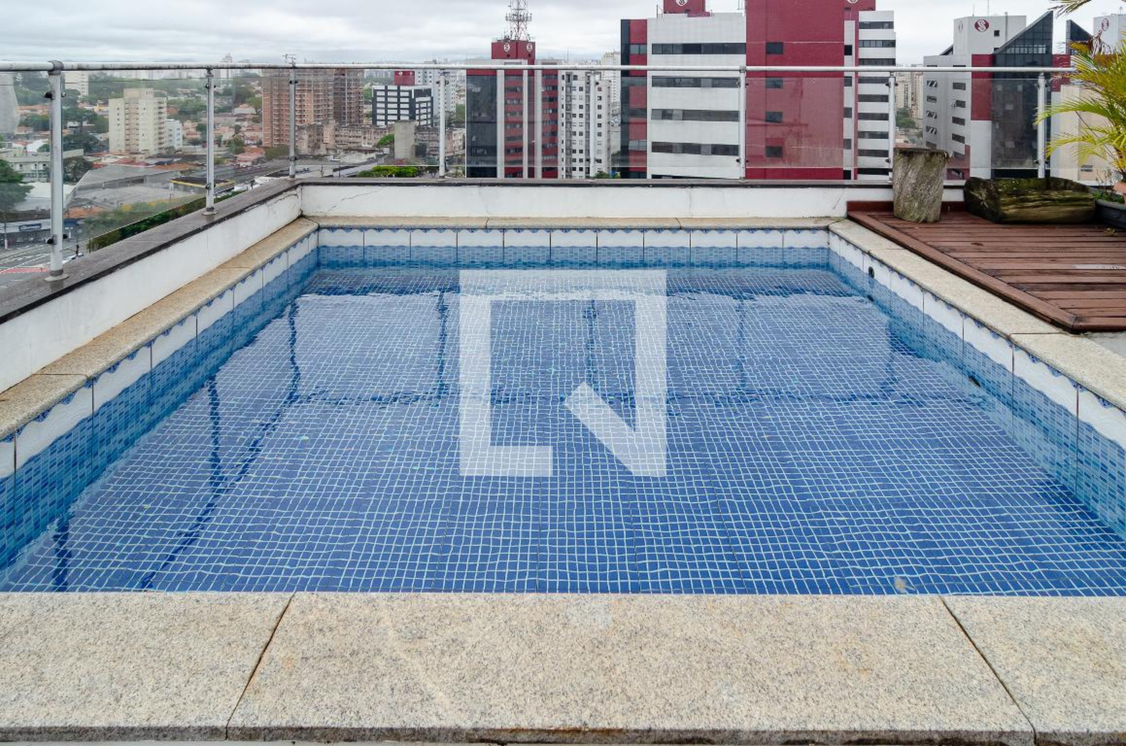 Piscina - Edifício Palazzo Costa Esmeralda