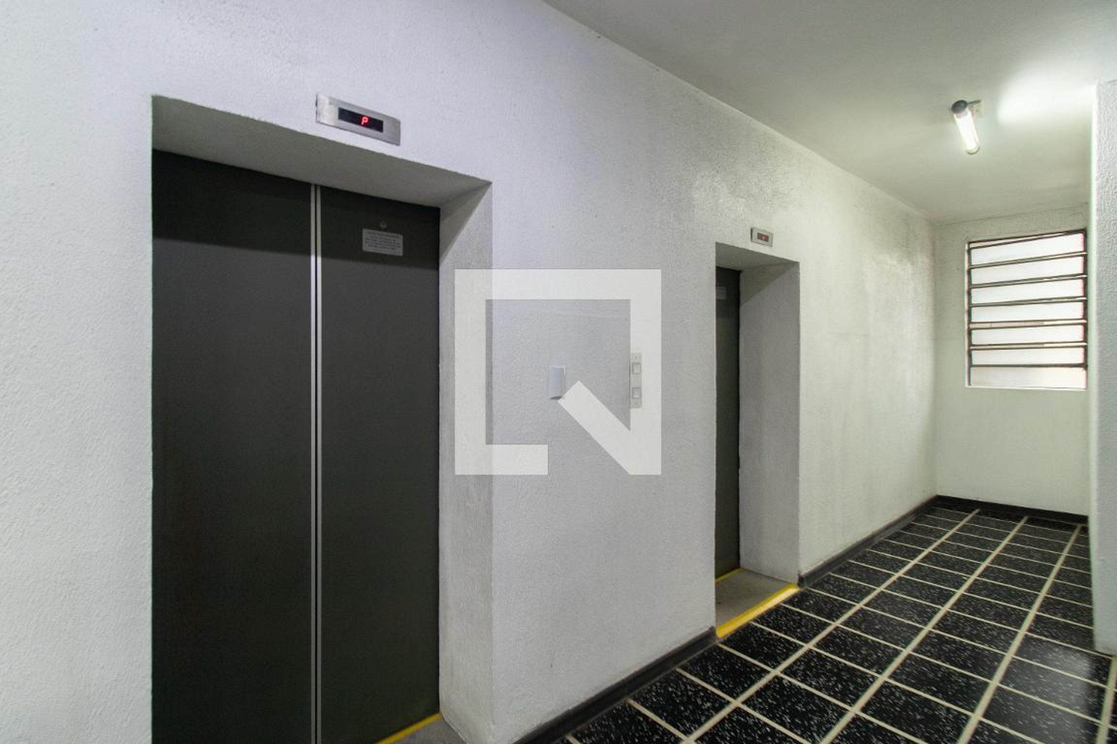 Elevador - Galeria a Nação