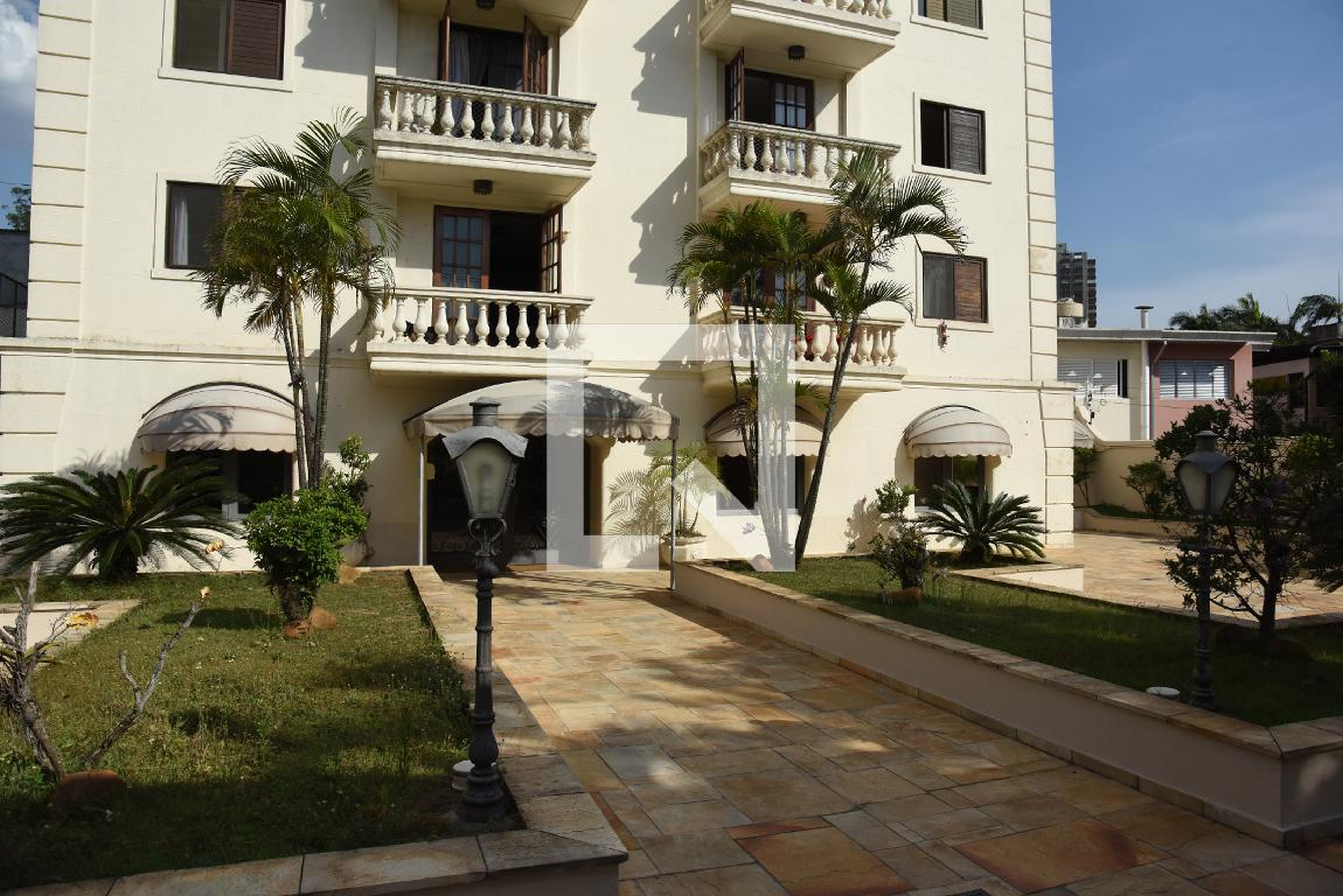 Fachada do Prédio Condomínio Mira Golf