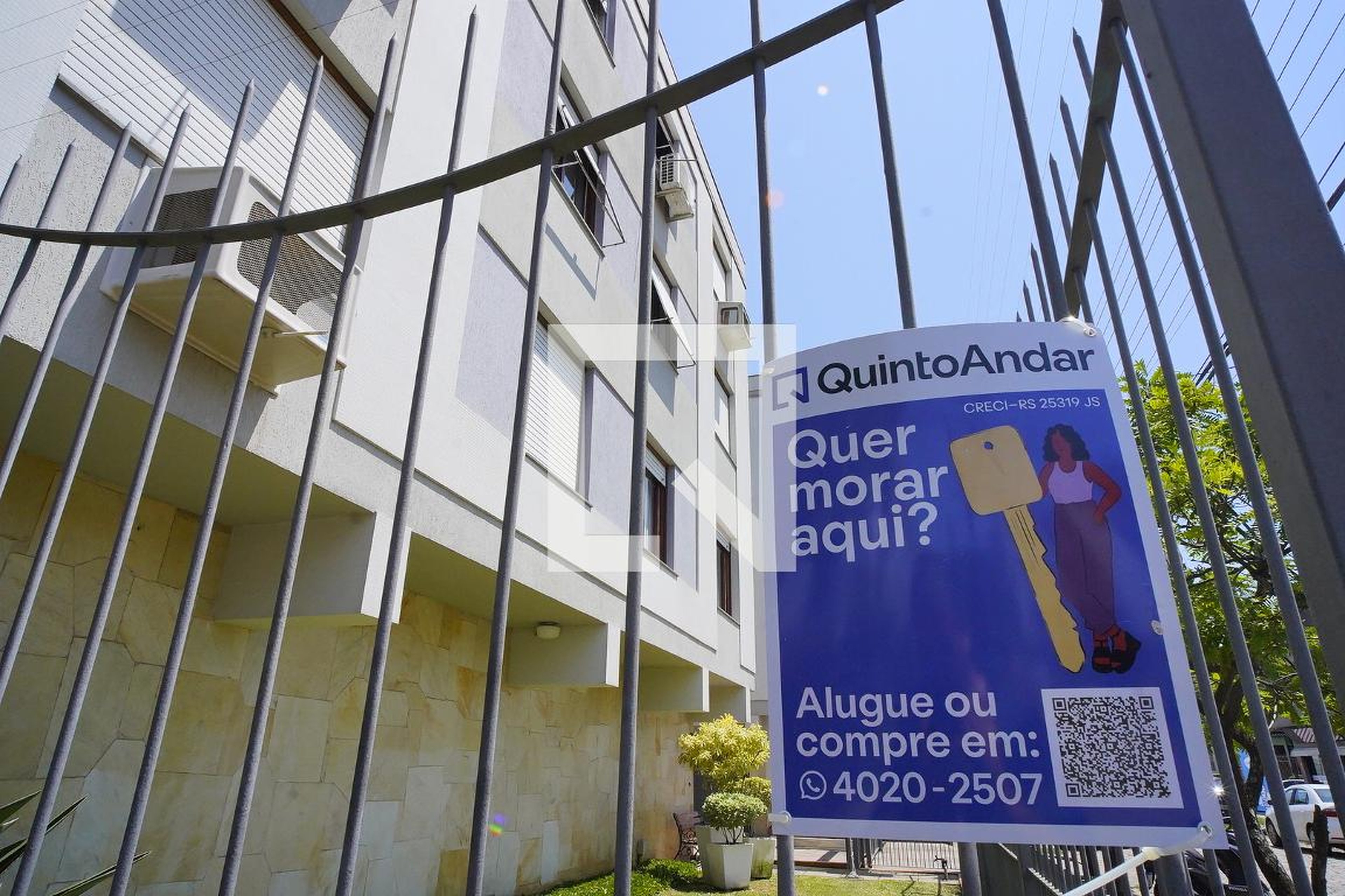 Fachada do Prédio Condomínio em Rua Doutor Derly Monteiro, 25