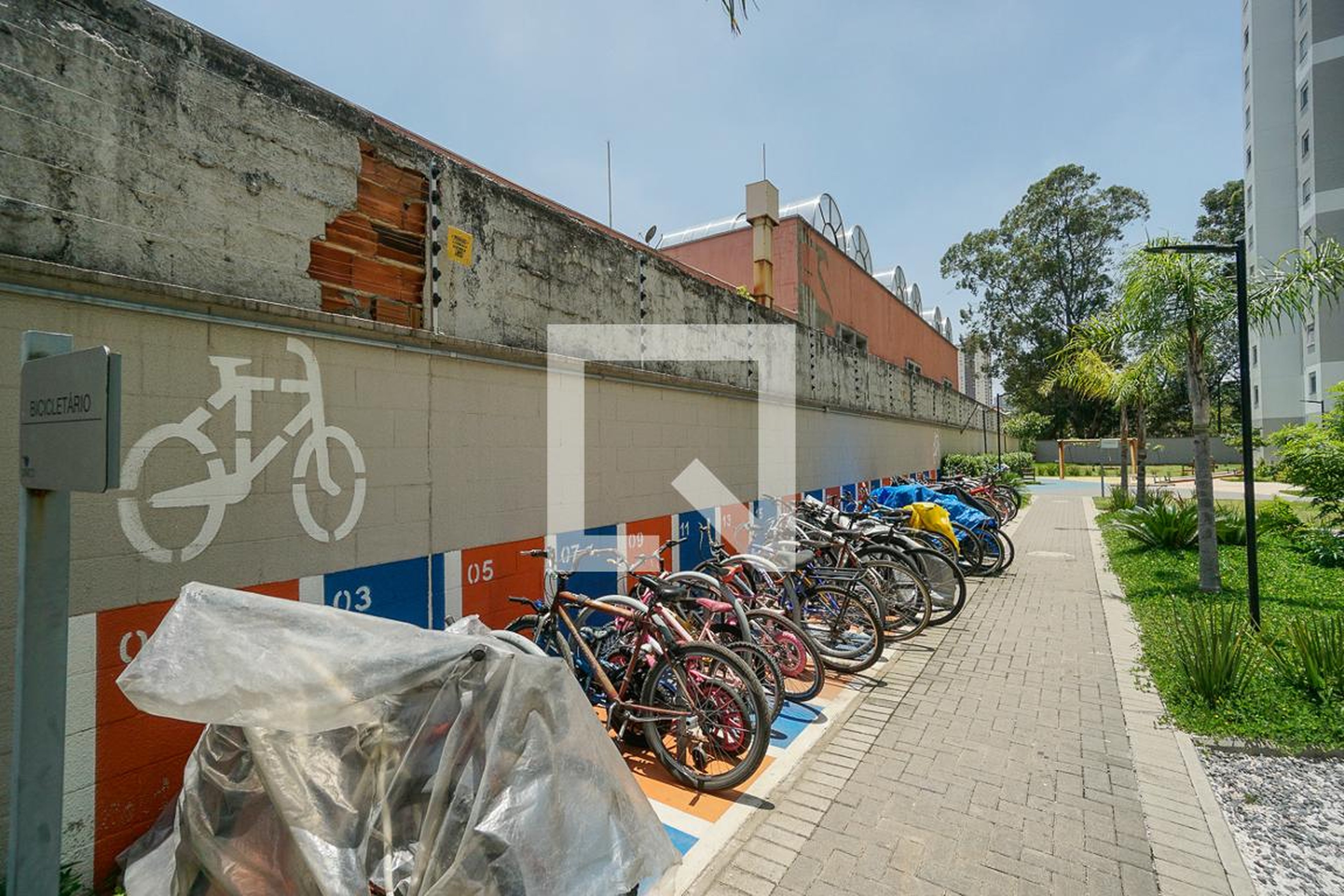 Bicicletário - Cury Penha