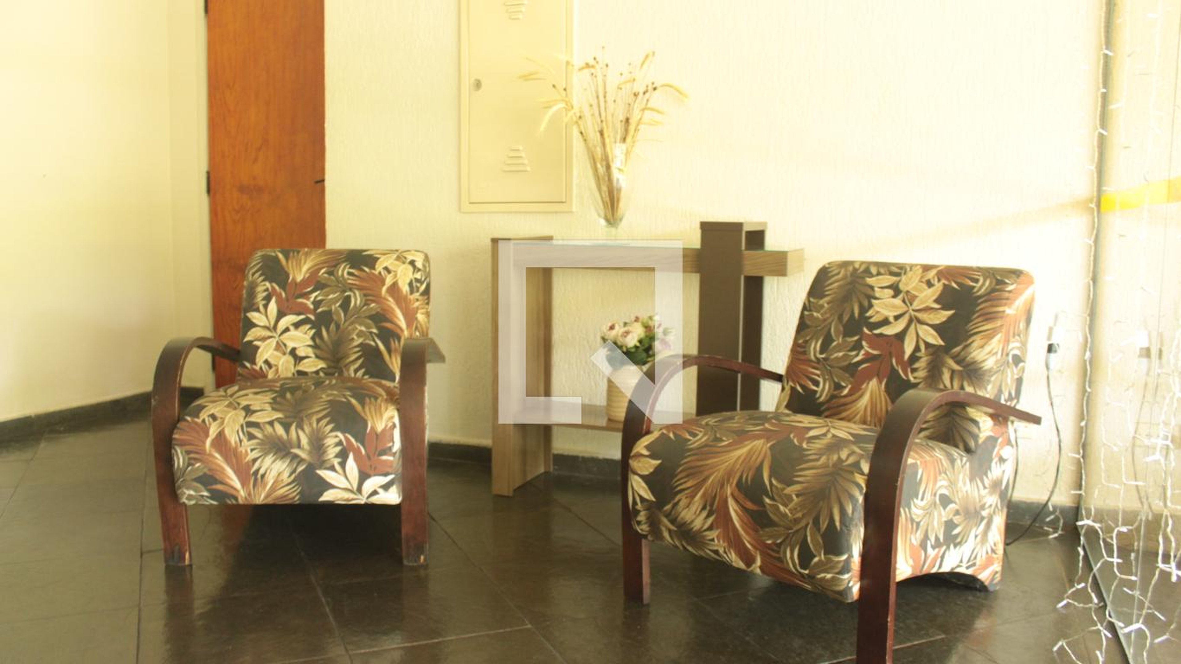 Hall - MORADAS DO BOSQUE