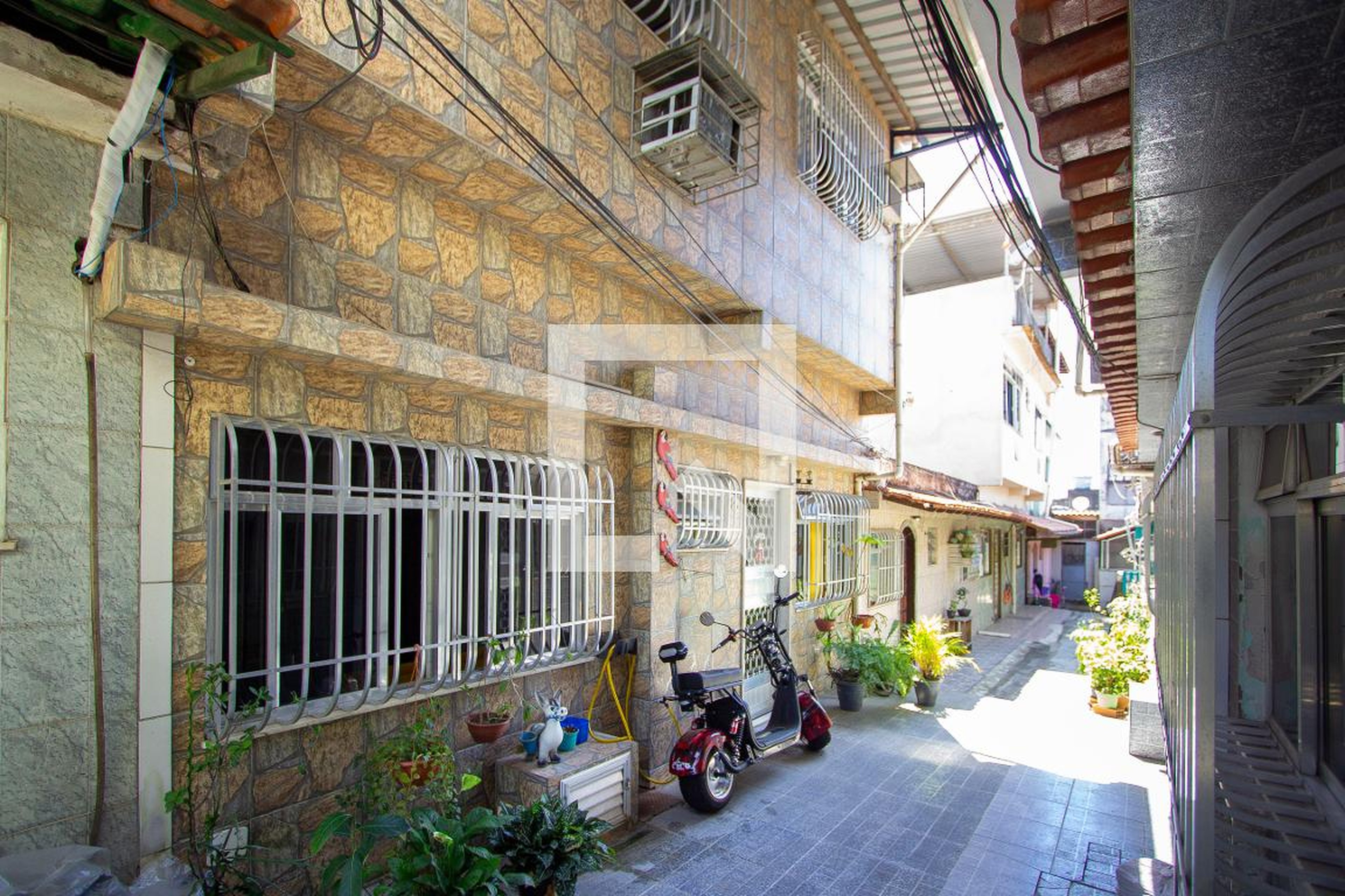 Fachada Condomínio em Rua Júlio Rabêlo, 126