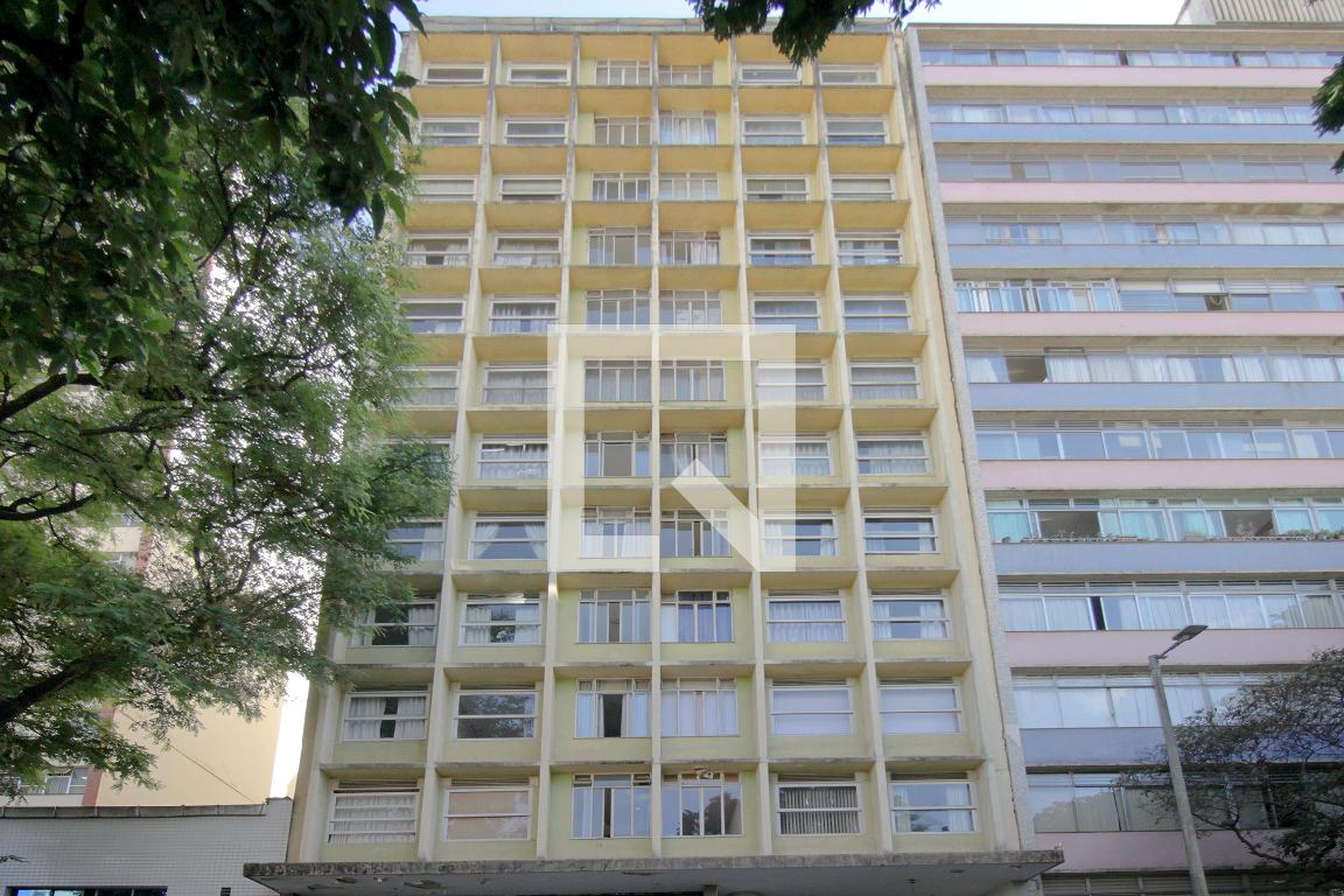 Fachada Condomínio em Rua dos Tupis, 207