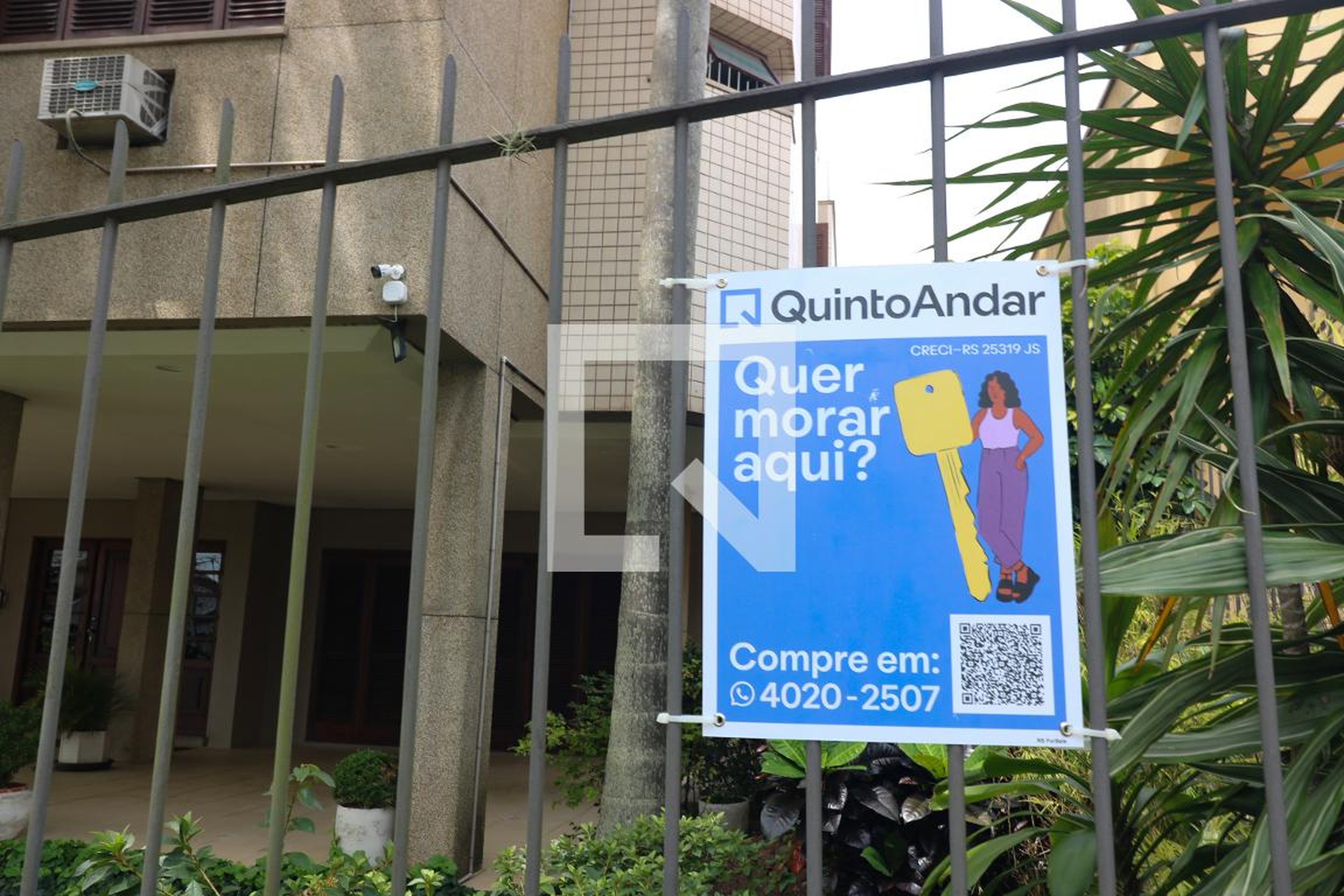 Fachada do Prédio Condomínio em Avenida Clemenciano Barnasque, 386