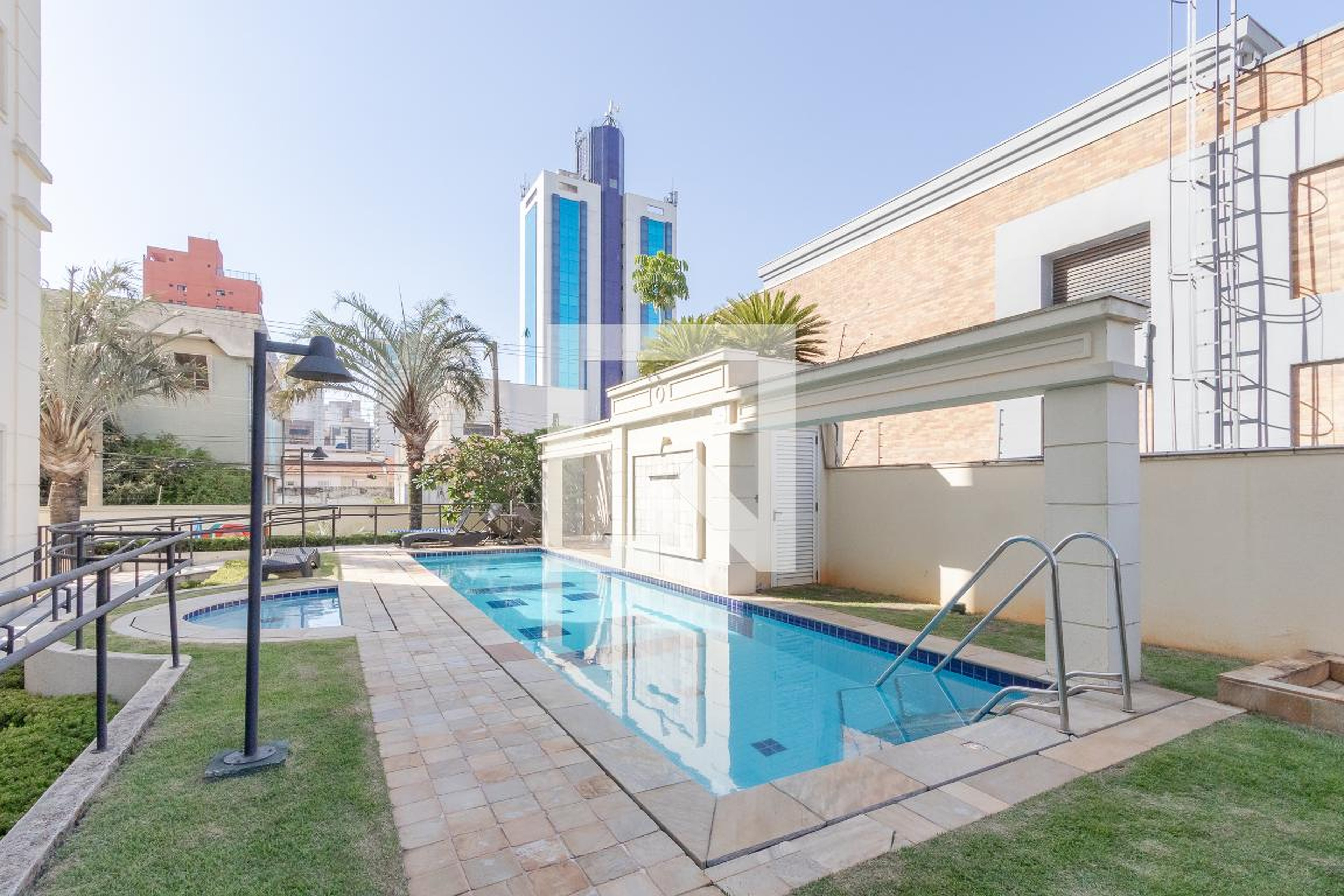 Piscina - JARDINS GRANJA JULIETA