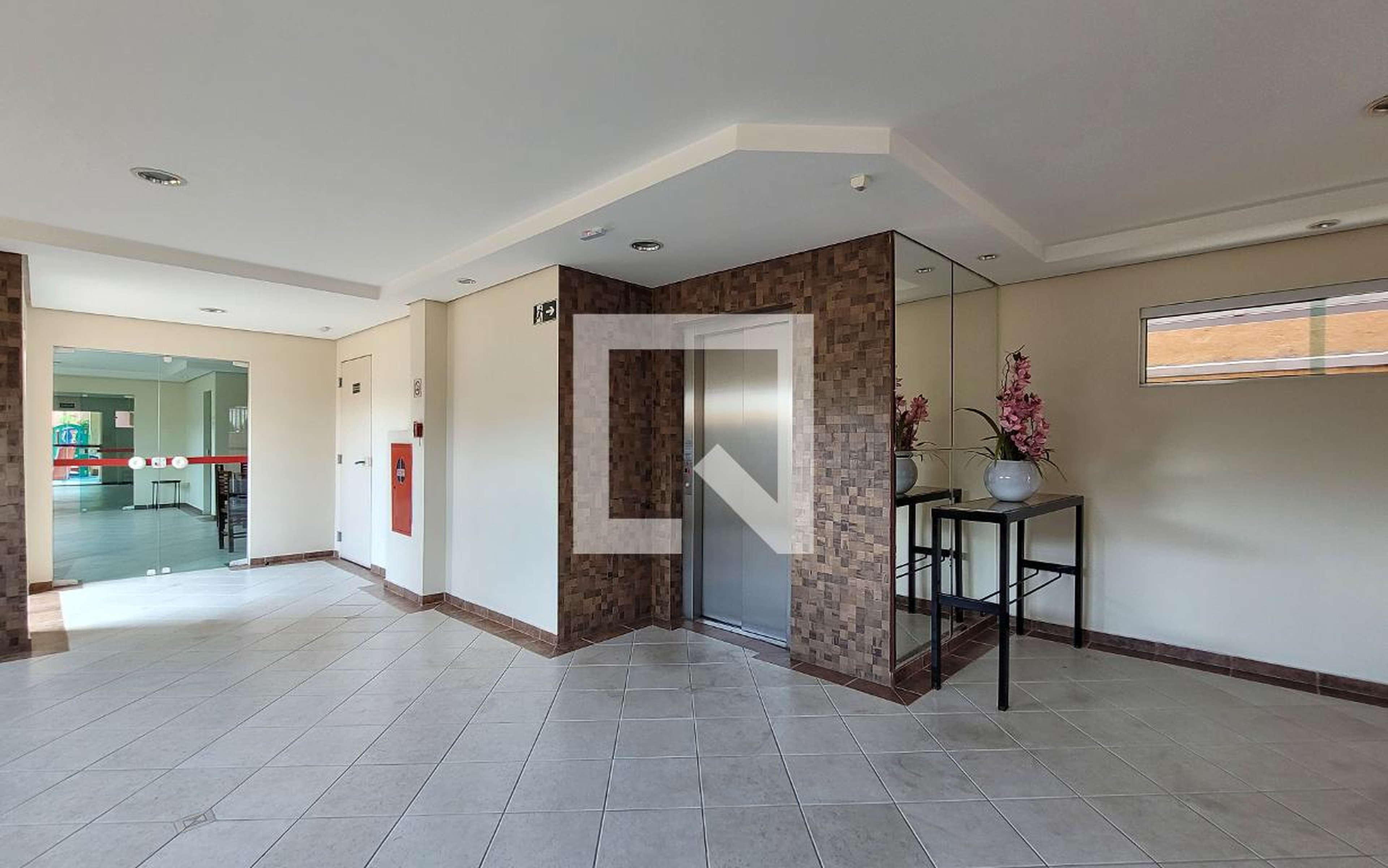 Hall de entrada - Residencial Del Rio